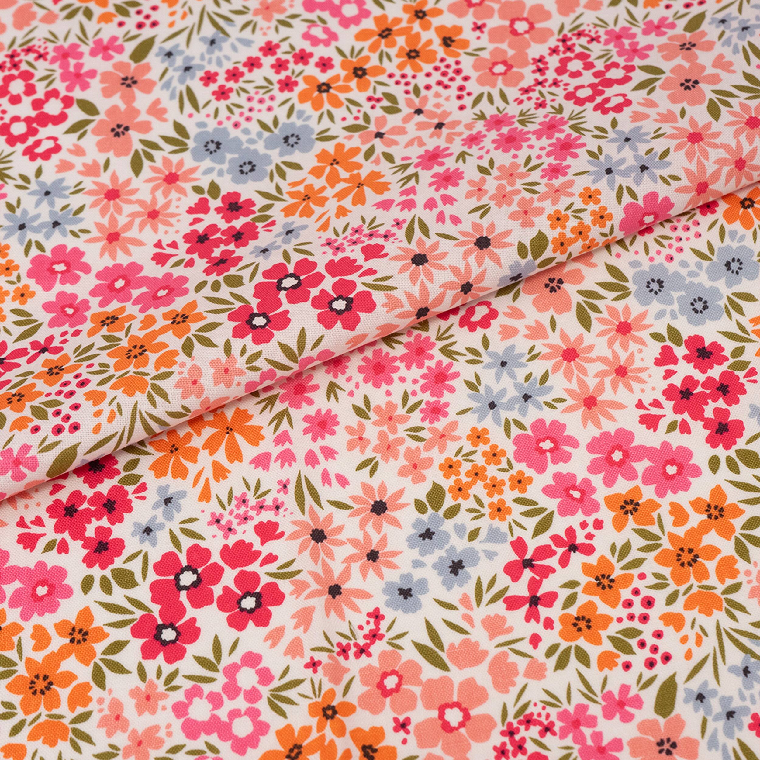 SINGER Packed Small Floral Cotton Fabric