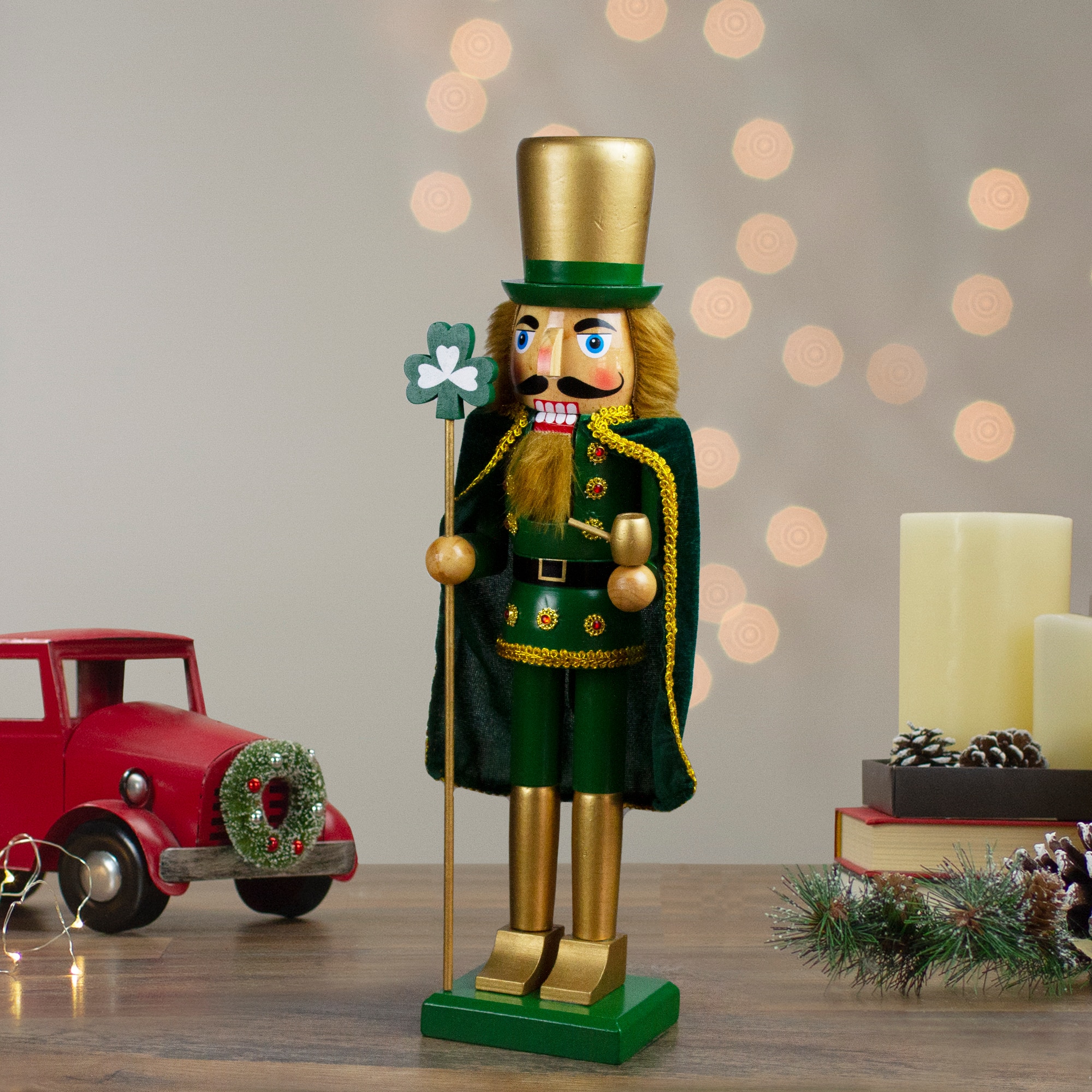 15&#x22; Green &#x26; Gold Luck of the Irish Christmas Nutcracker