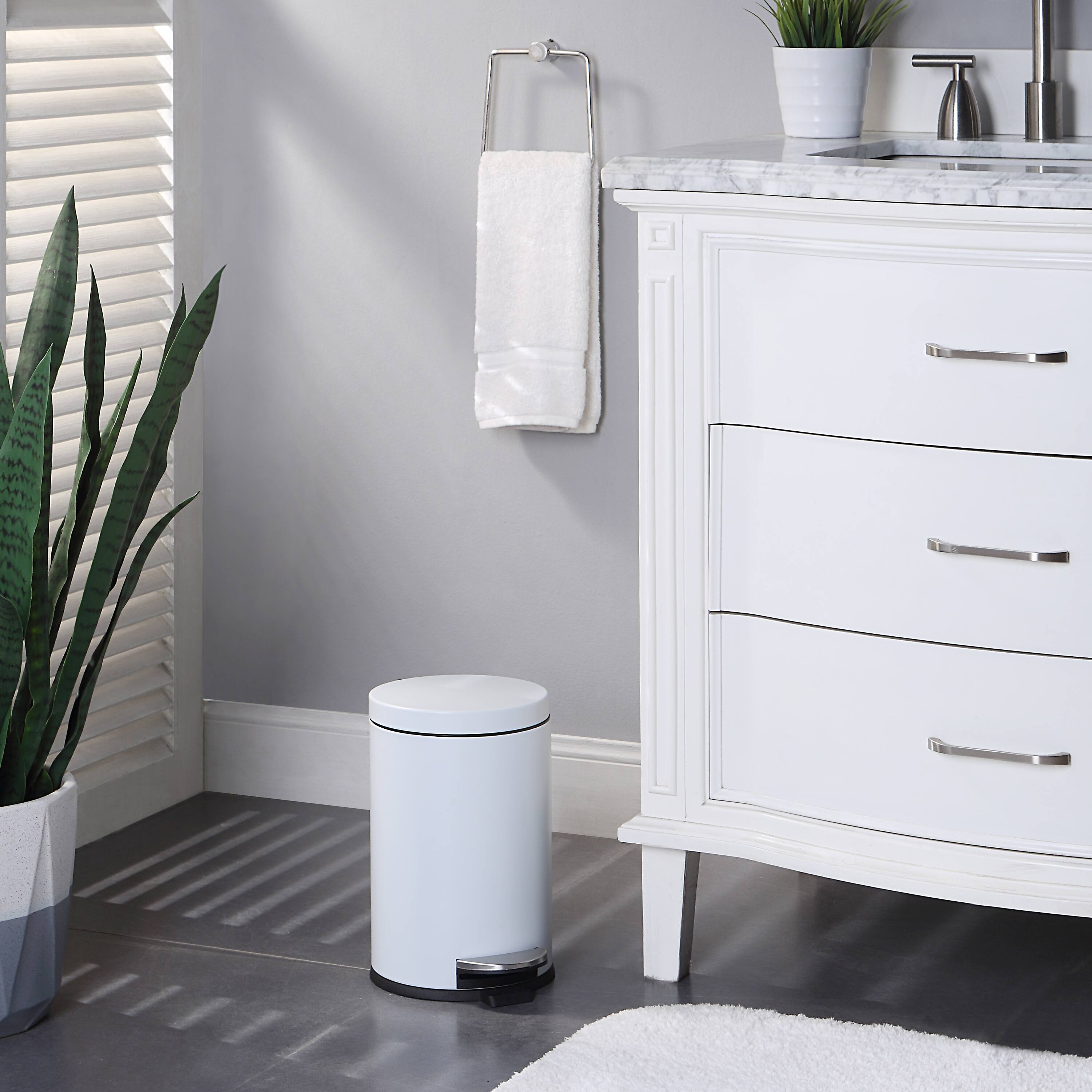 SunnyPoint Round Trash Can