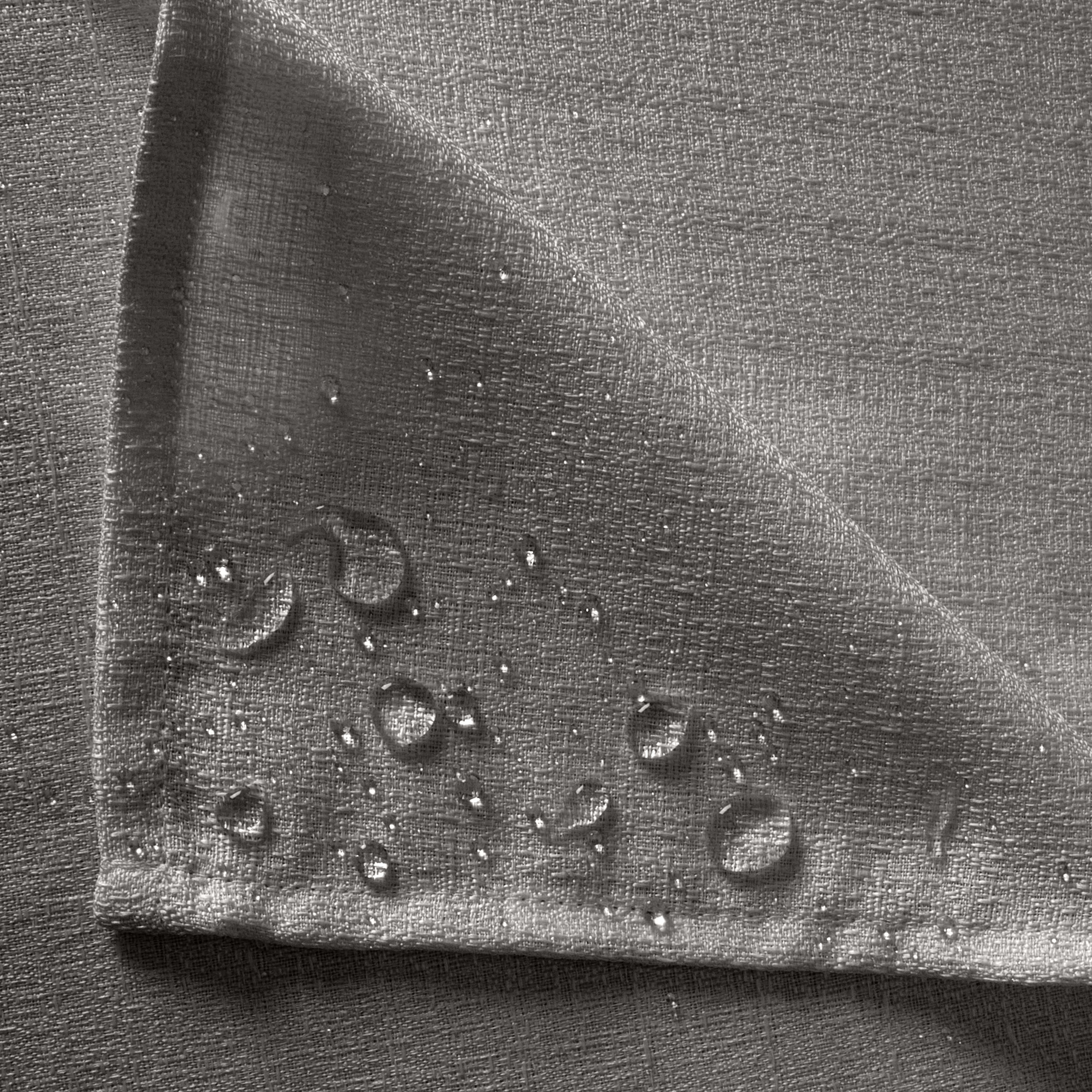 Home Details Chic &#x26; Rustic Tablecloth