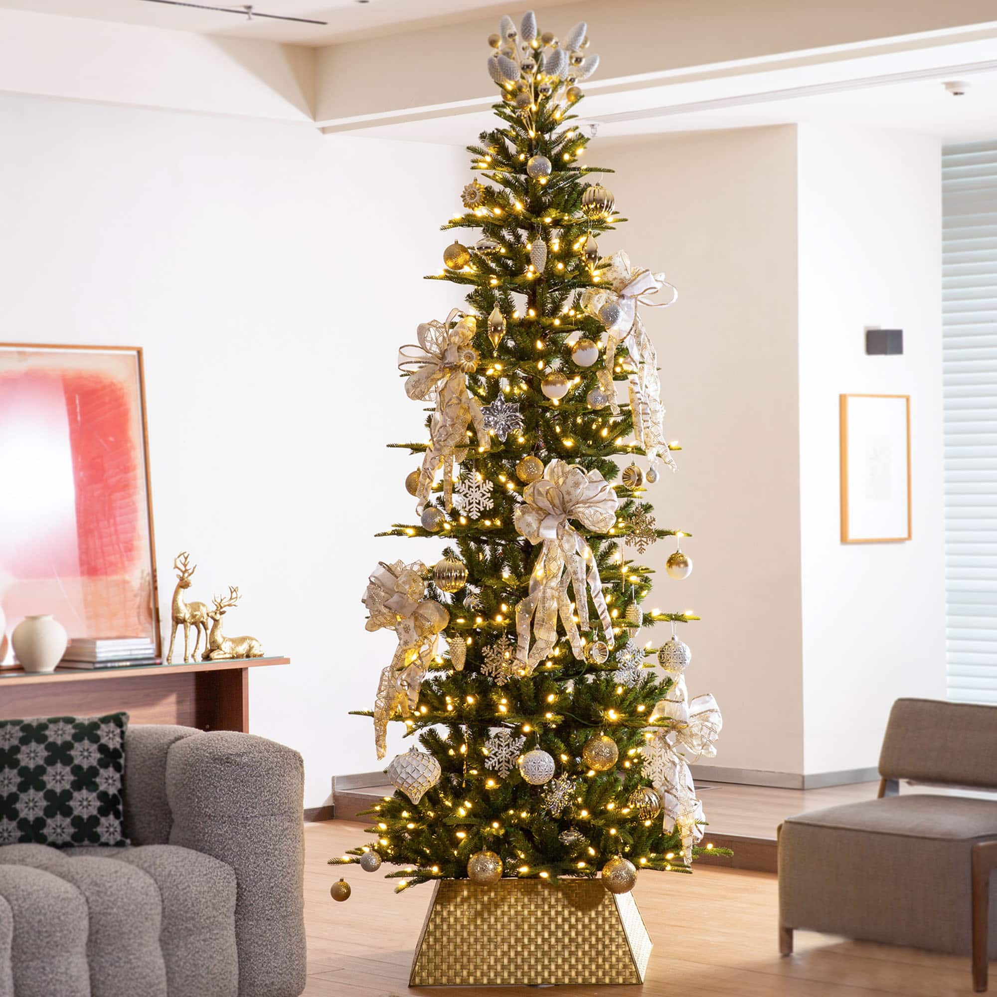 Glitzhome® 25.75" Gold Trapezoid Metal Weave Tree Collar