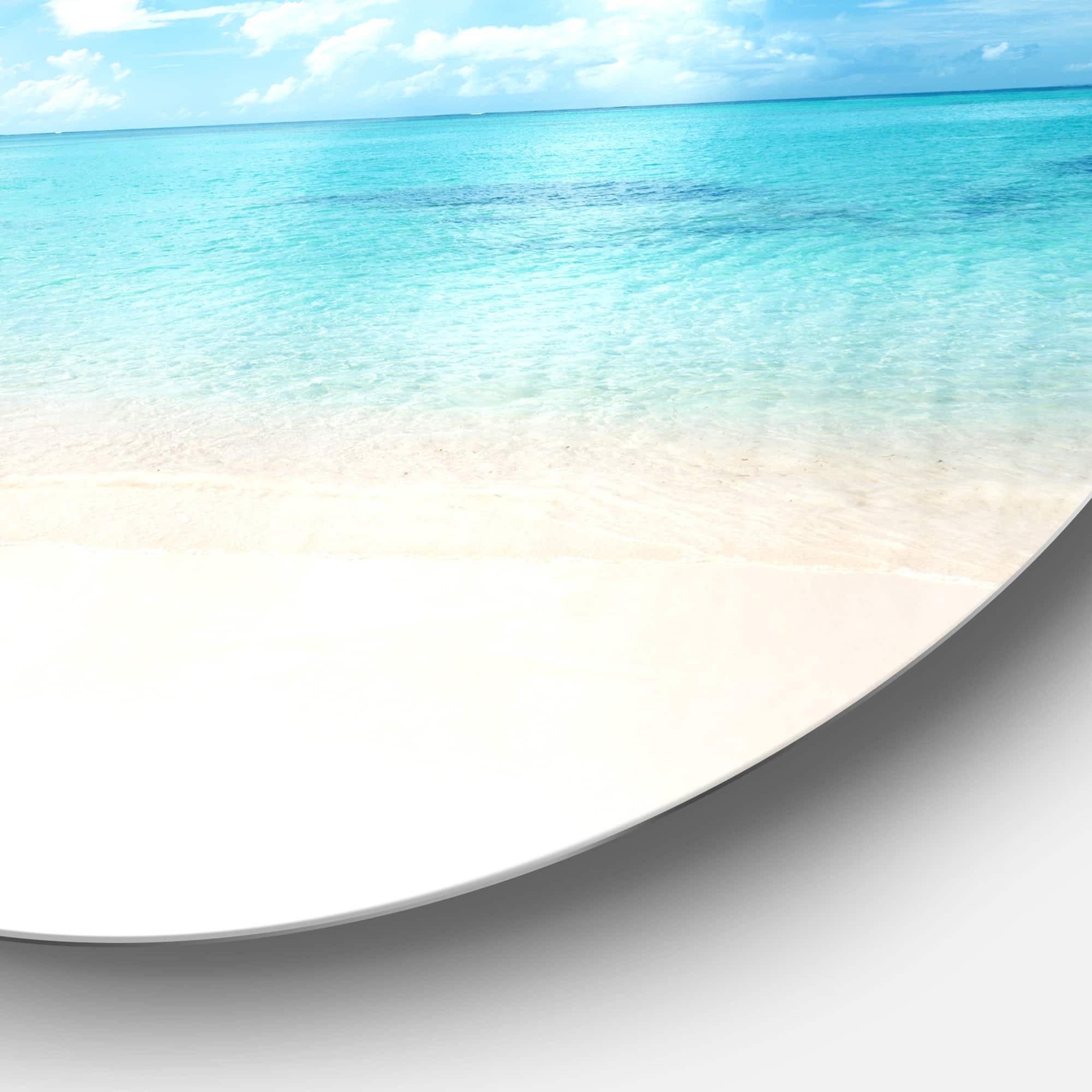 Designart - Sand of Beach in Blue Caribbean Sea&#x27; Seascape Metal Artwork