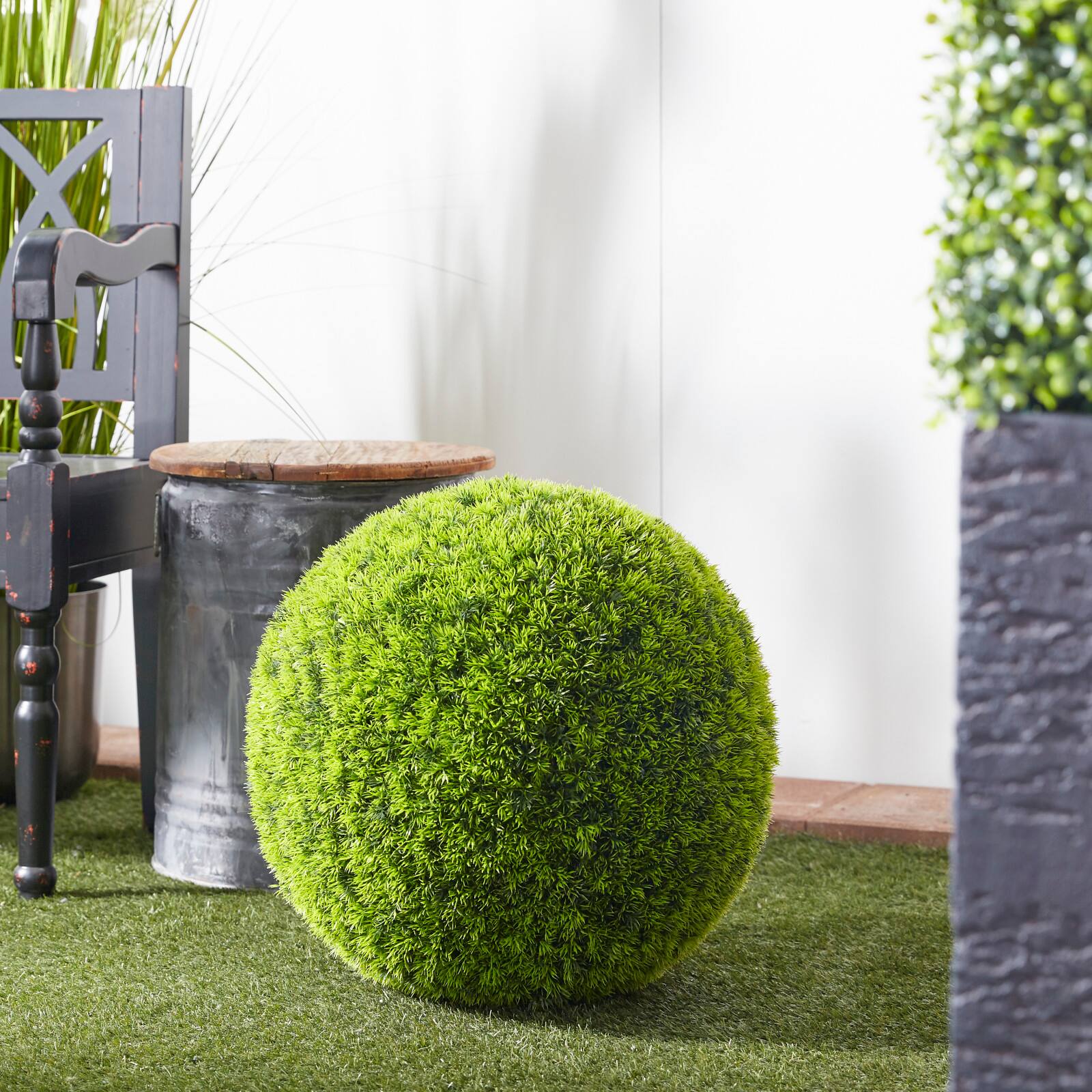 22&#x22; Green Vinyl Contemporary Style Artificial Foliage