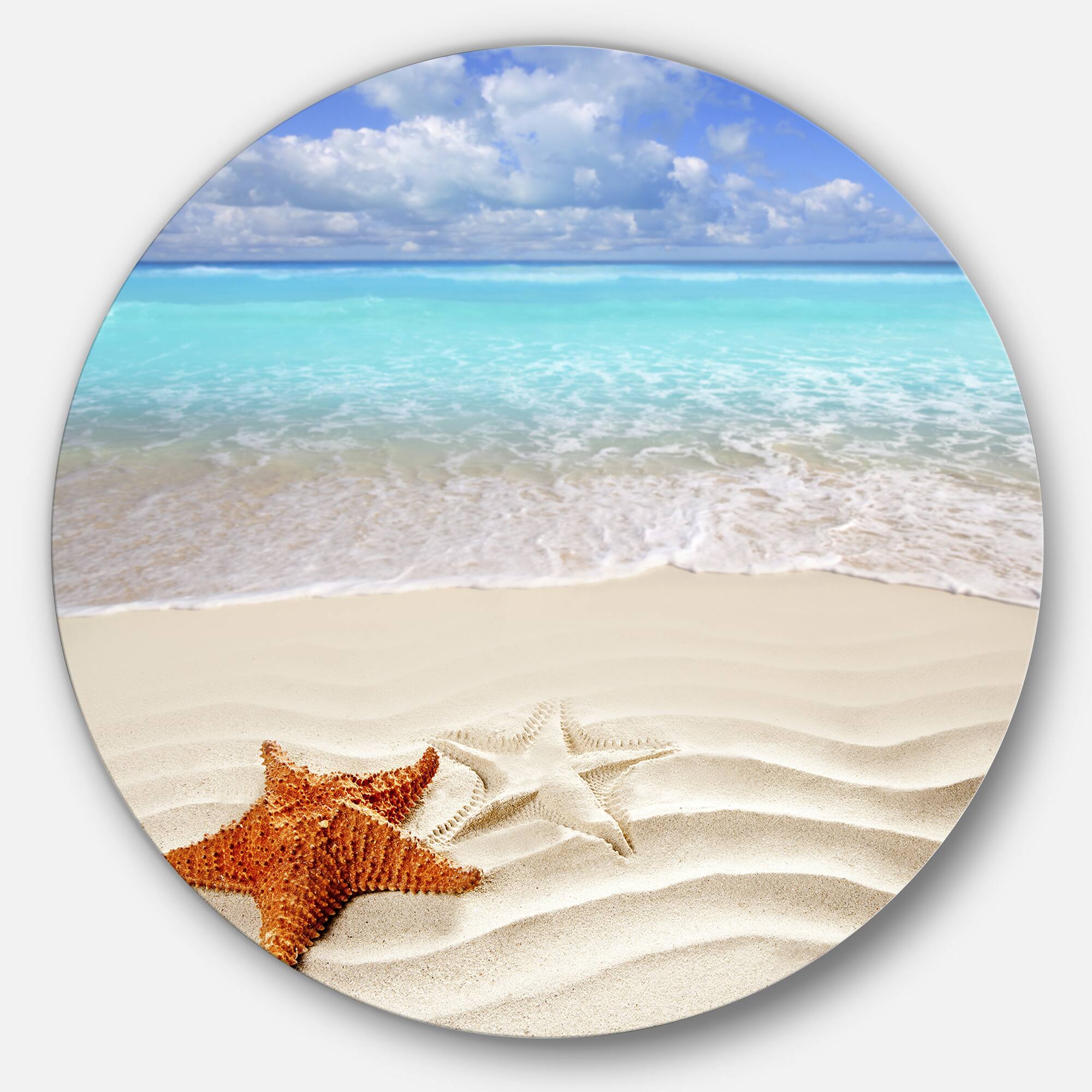 Designart - Brown Starfish on Caribbean Beach&#x27; Disc Seascape Metal Circle Wall Art