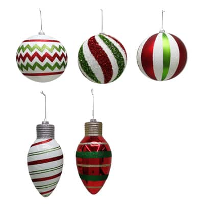 1.5 Green Ornament Hooks by Ashland®