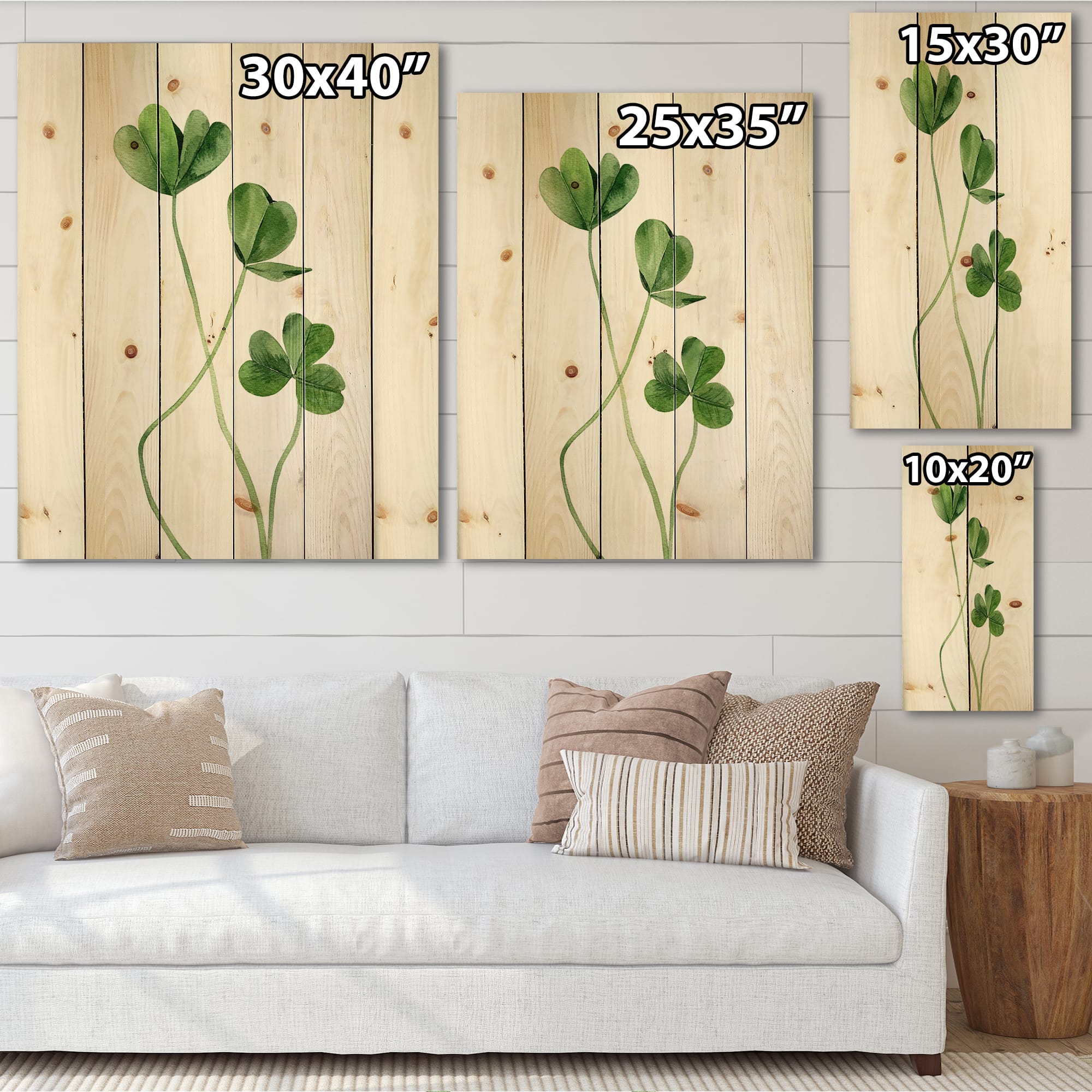 Designart - Field Plant Detail Clover - Farmhouse Print on Natural Pine Wood