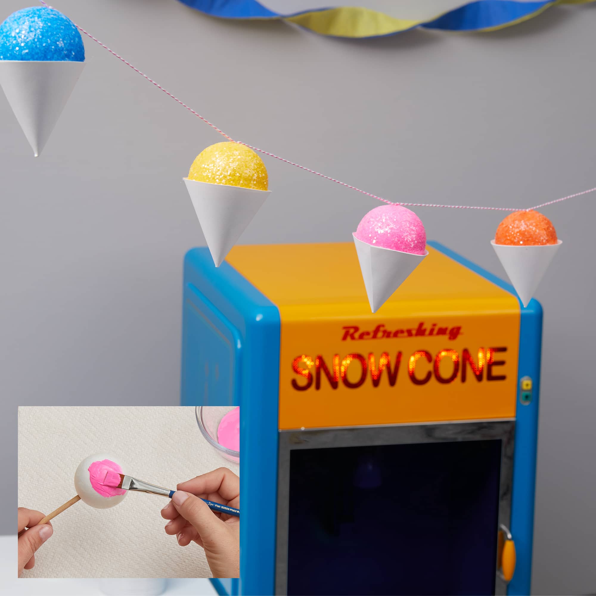 FloraCraft® SmoothFōM® 1.8" White Foam Balls, 12ct.