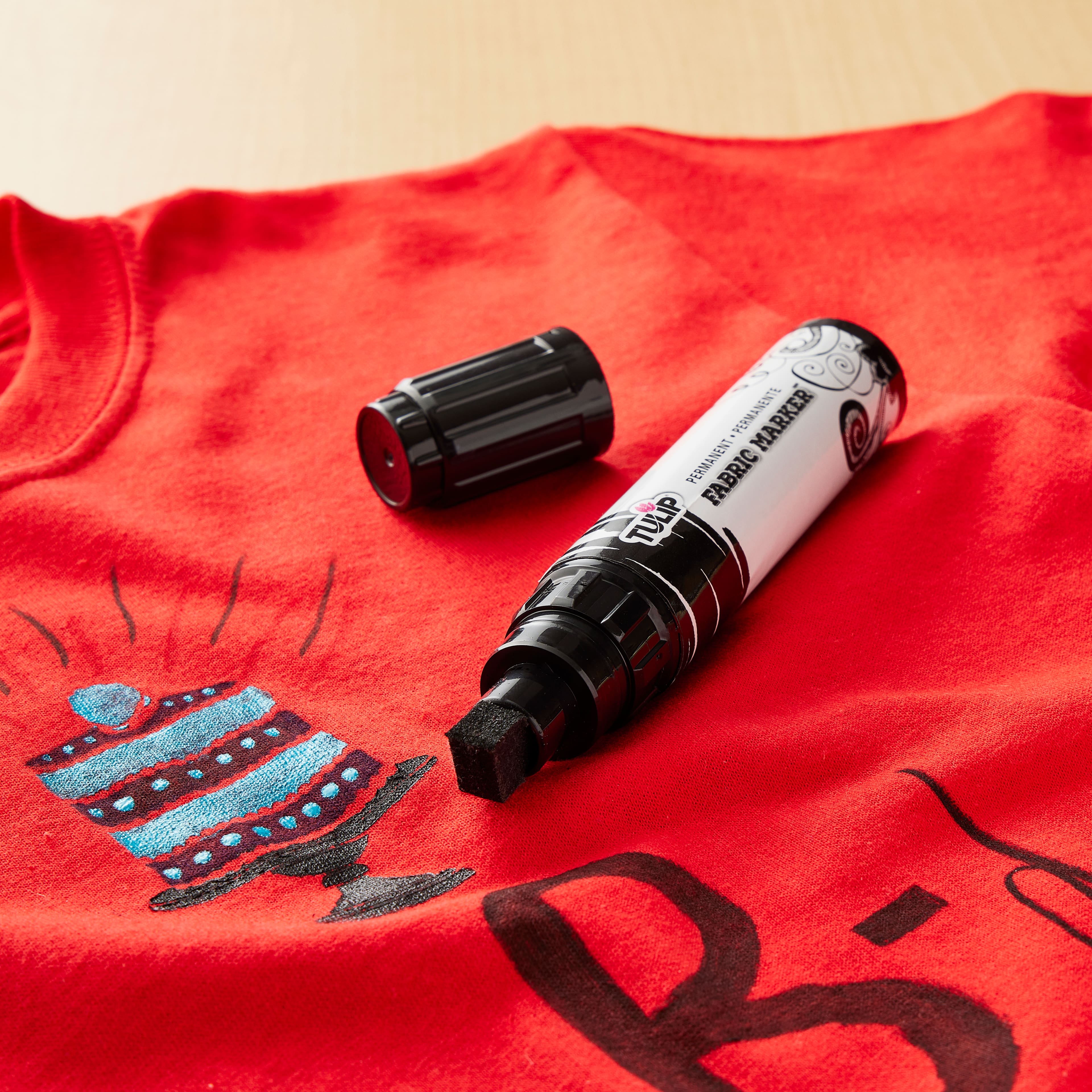 Tulip® Permanent Fabric Markers® Black Jumbo Chisel Tip