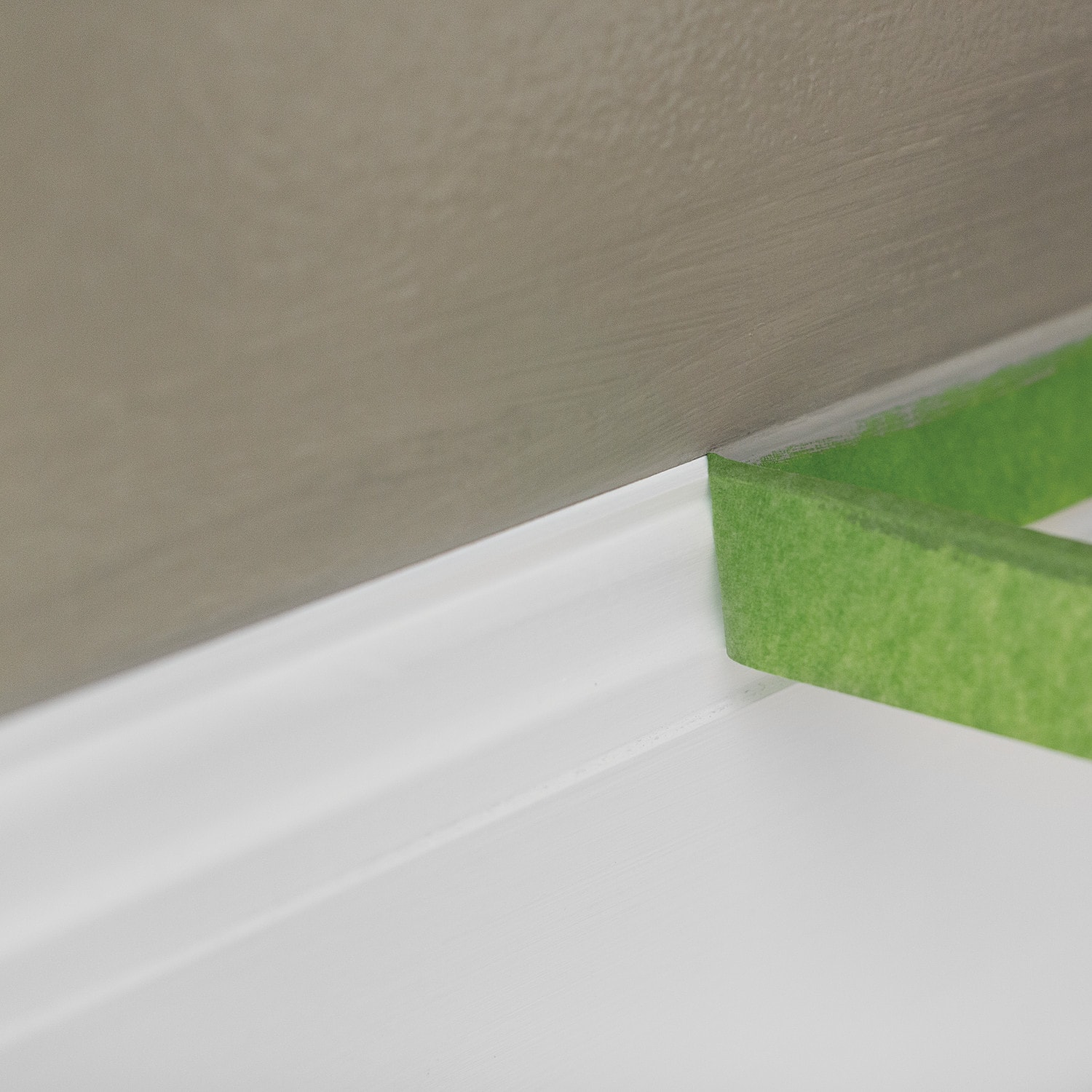 FrogTape® Multi-Surface Painter's Tape