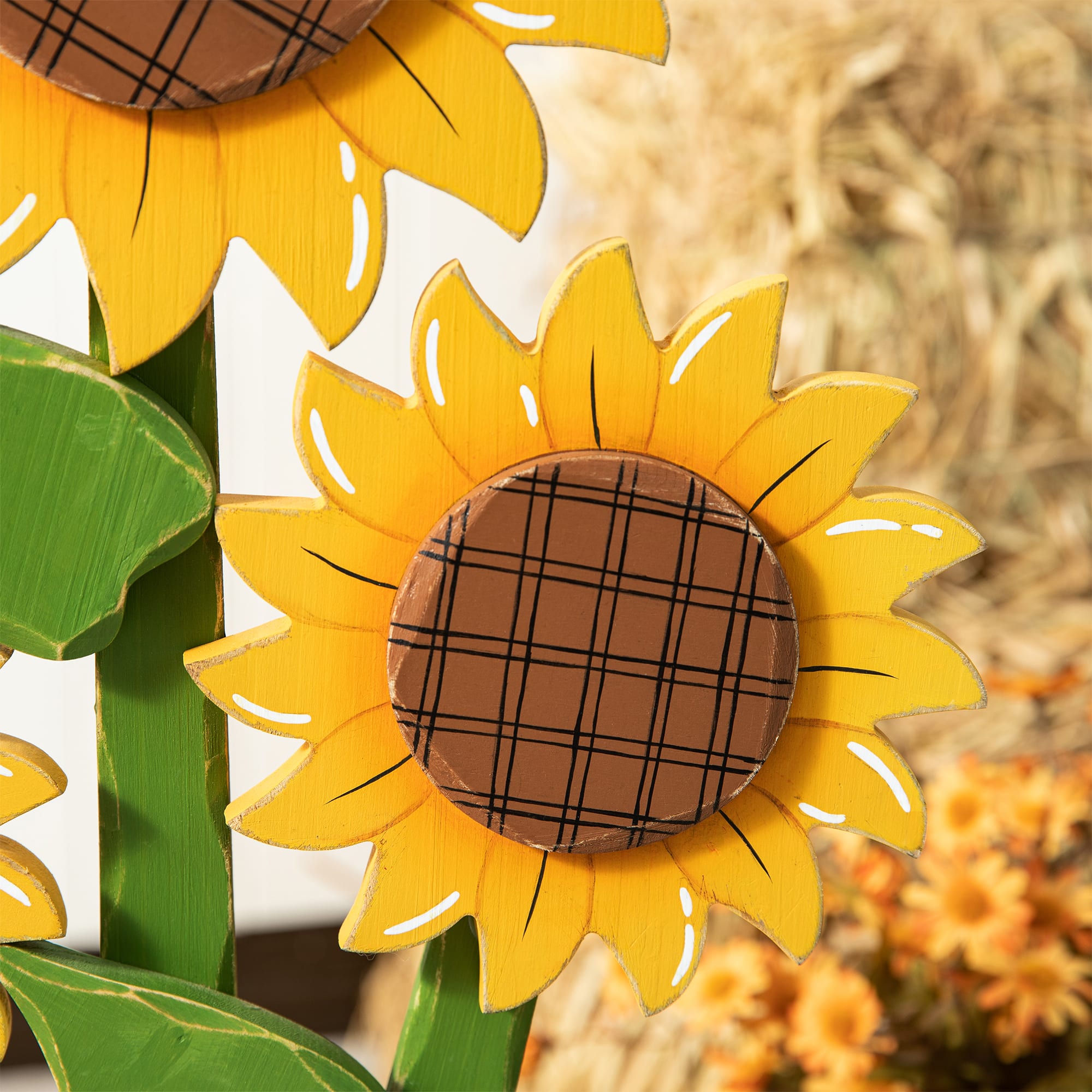 Glitzhome&#xAE; 29&#x22; Fall Wood Sunflowers Porch D&#xE9;cor