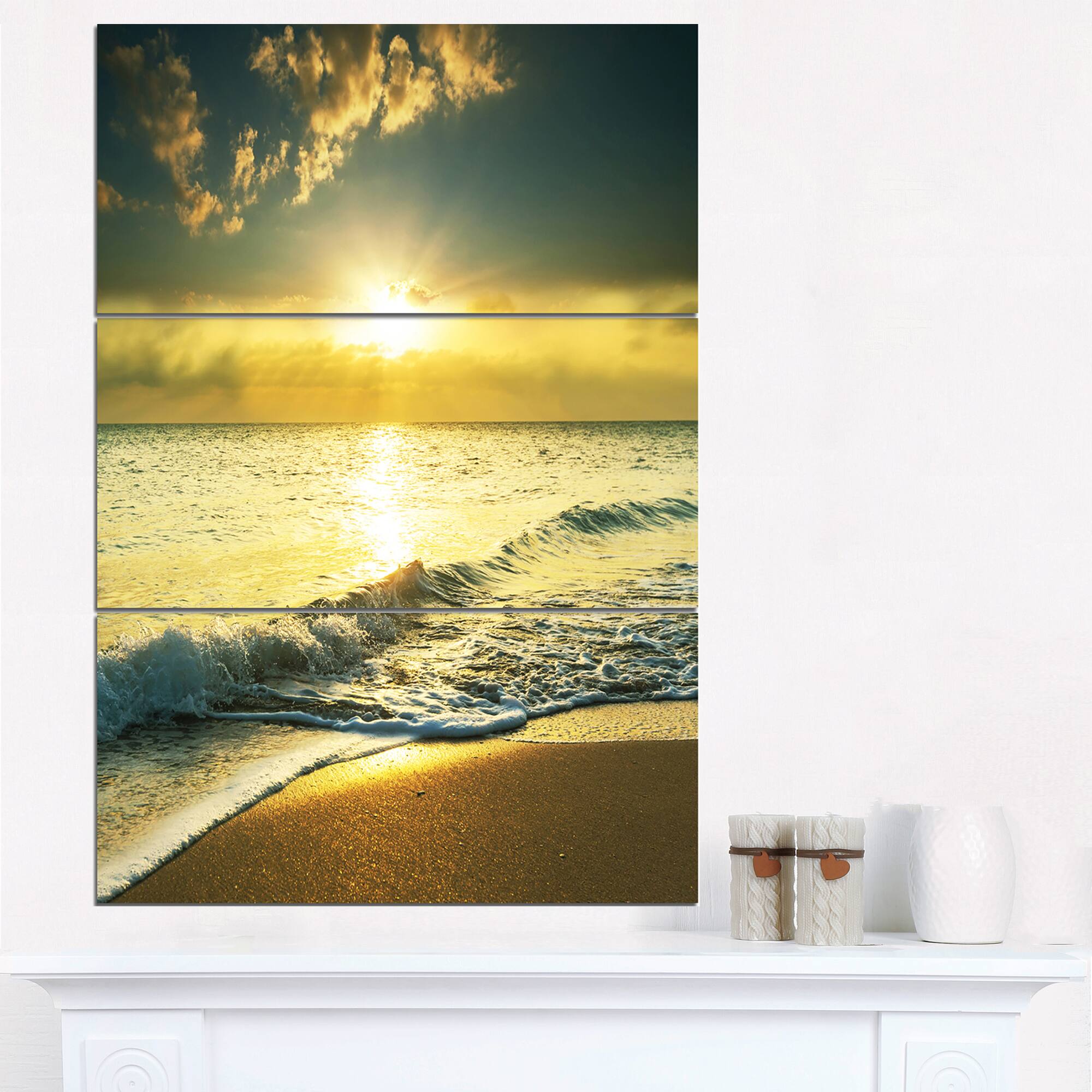 Designart - Yellow Sunlight over Crystal Waters