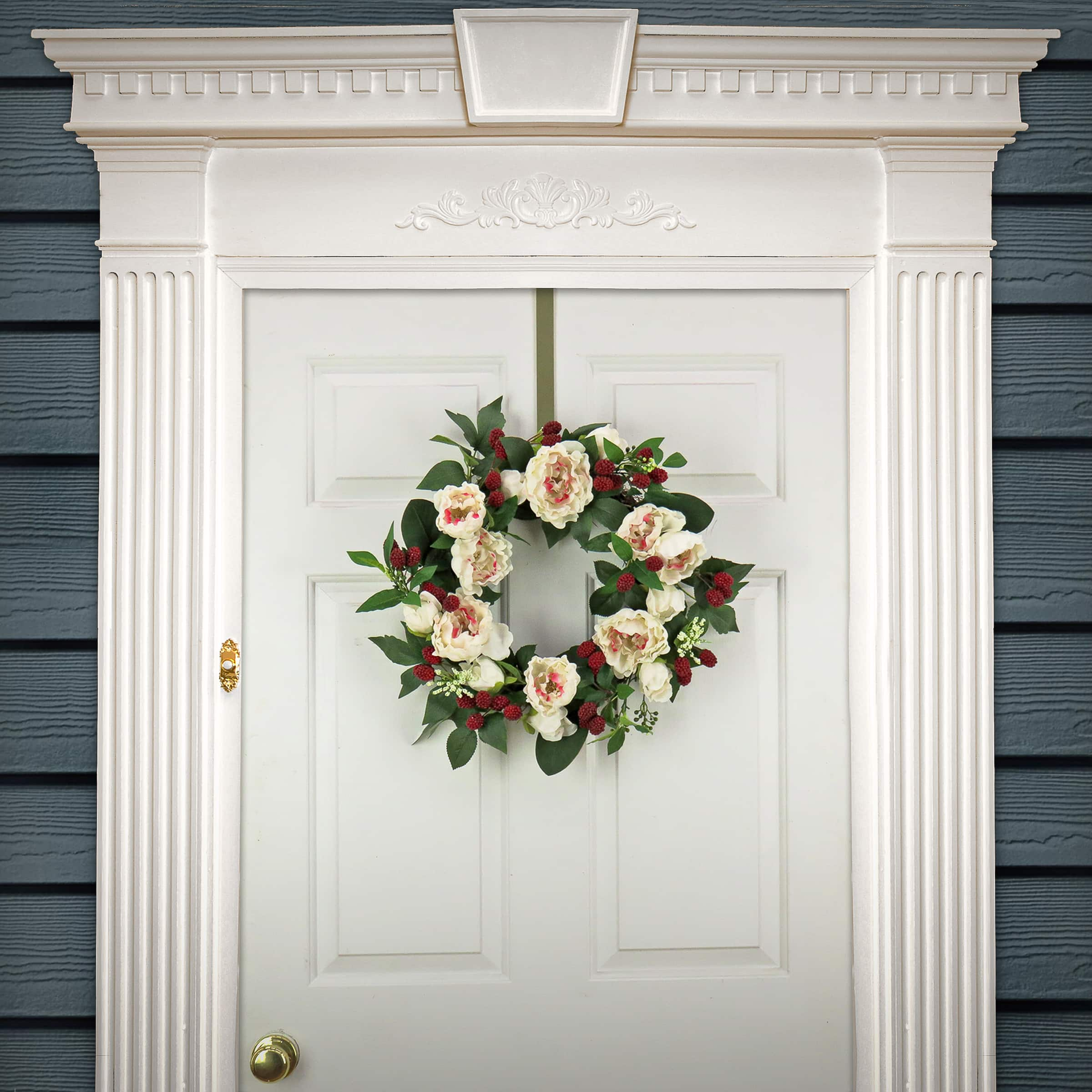 22&#x27;&#x27; Peony and Raspberry Wreath