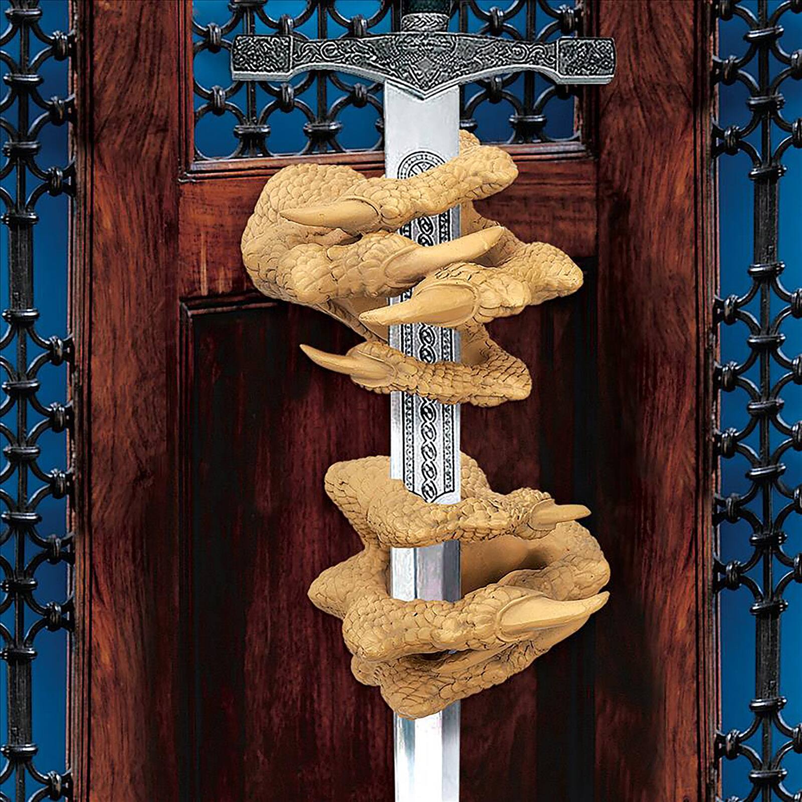 Design Toscano 7" Dragons Thorne MacGarvey Claw Sword Hanger Set