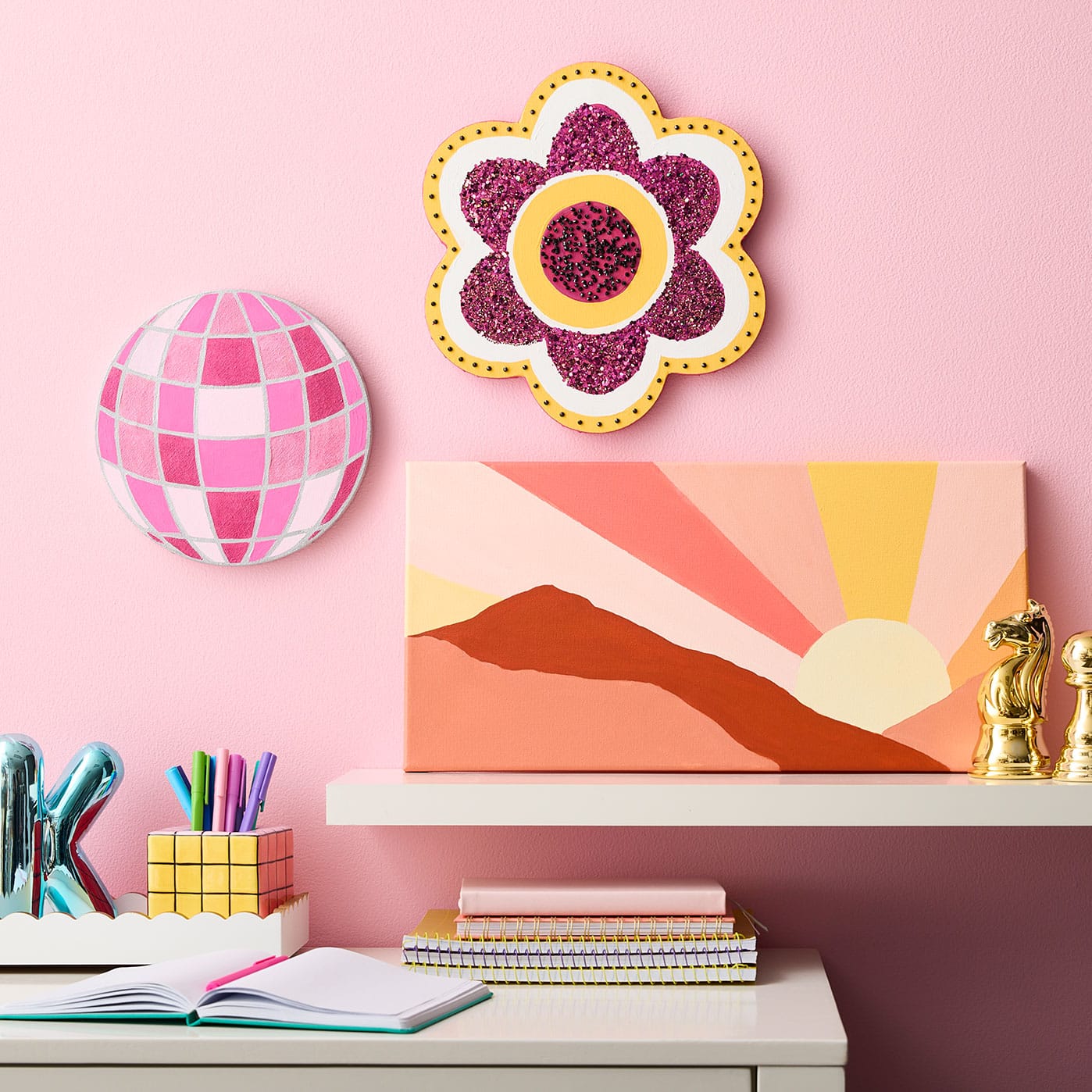 Craft Smart&#xAE; Flower Canvas