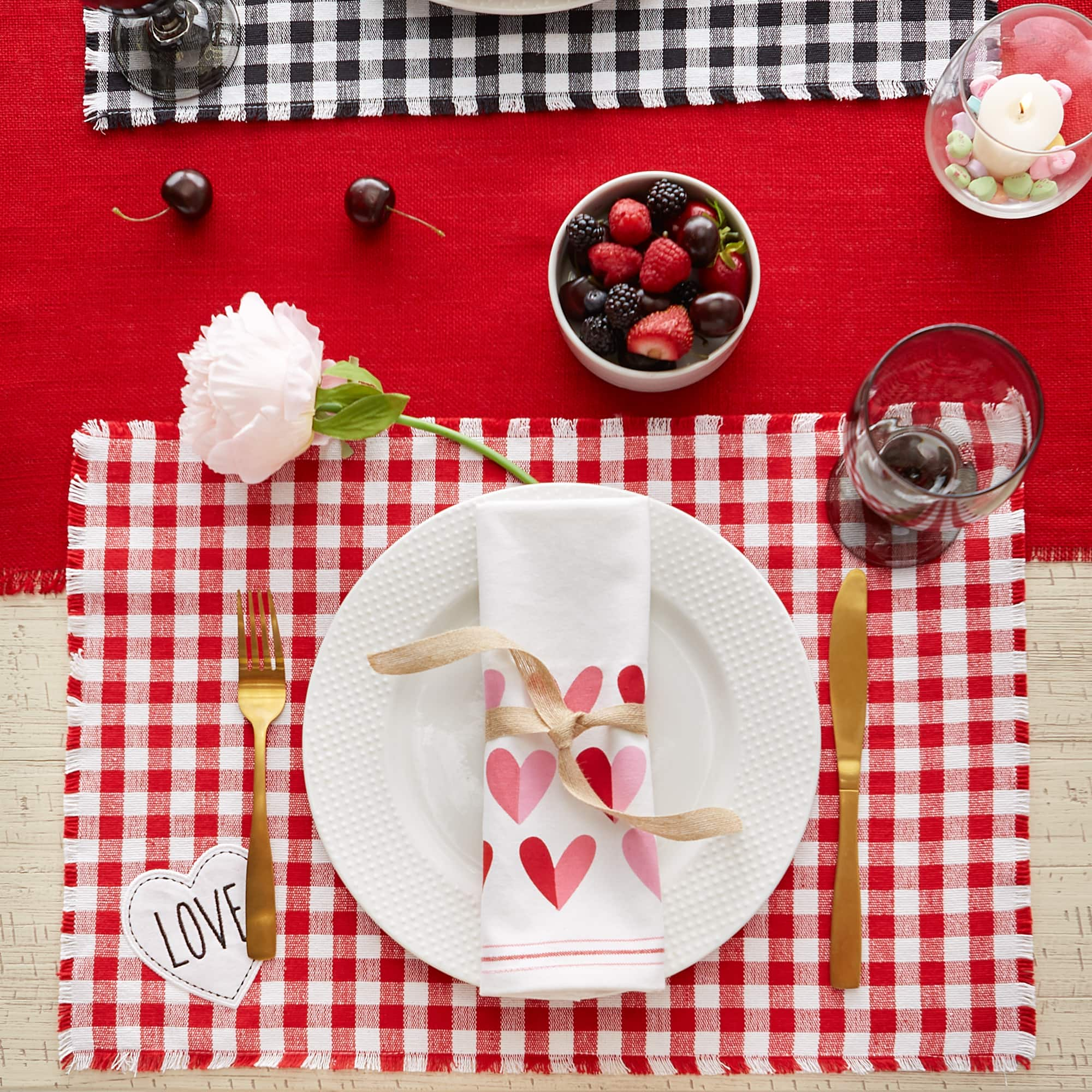 DII&#xAE; Love and Xoxo Checkers Embellished Placemats (Set of 4)