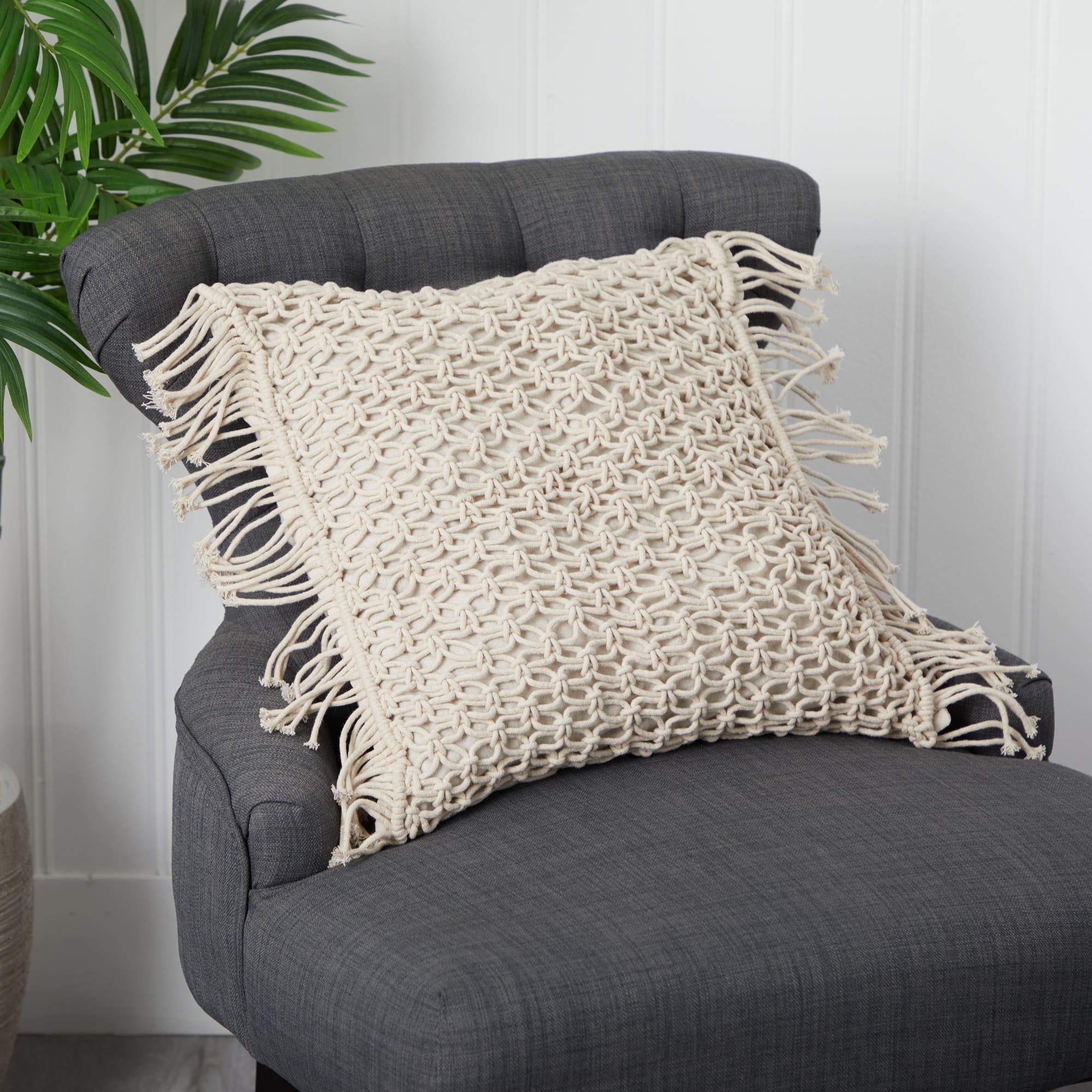 18" Bohemian Fringed Woven Macramé Pillow Cover