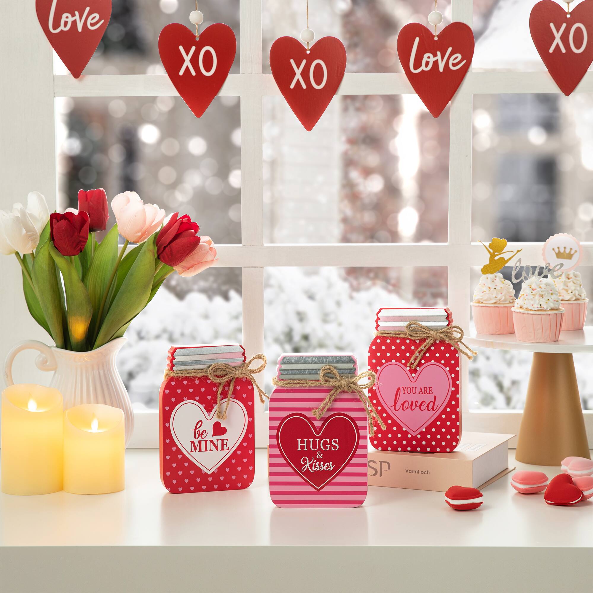 Glitzhome&#xAE; 7&#x22; Set of 3 Valentine&#x27;s Wooden Mason Jar Table Decor