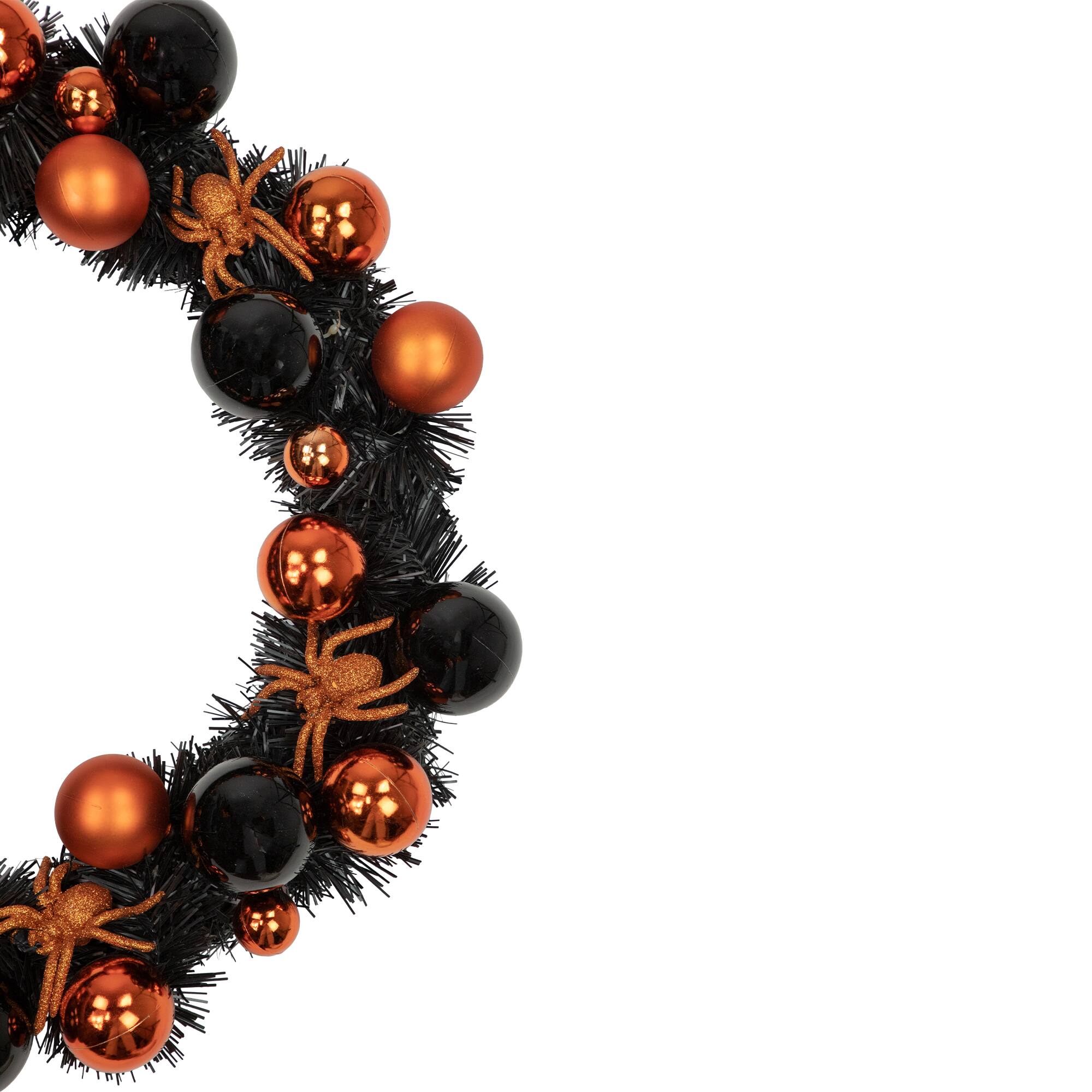 18&#x27;&#x27; Unlit Orange Spiders and Ornaments Halloween Wreath