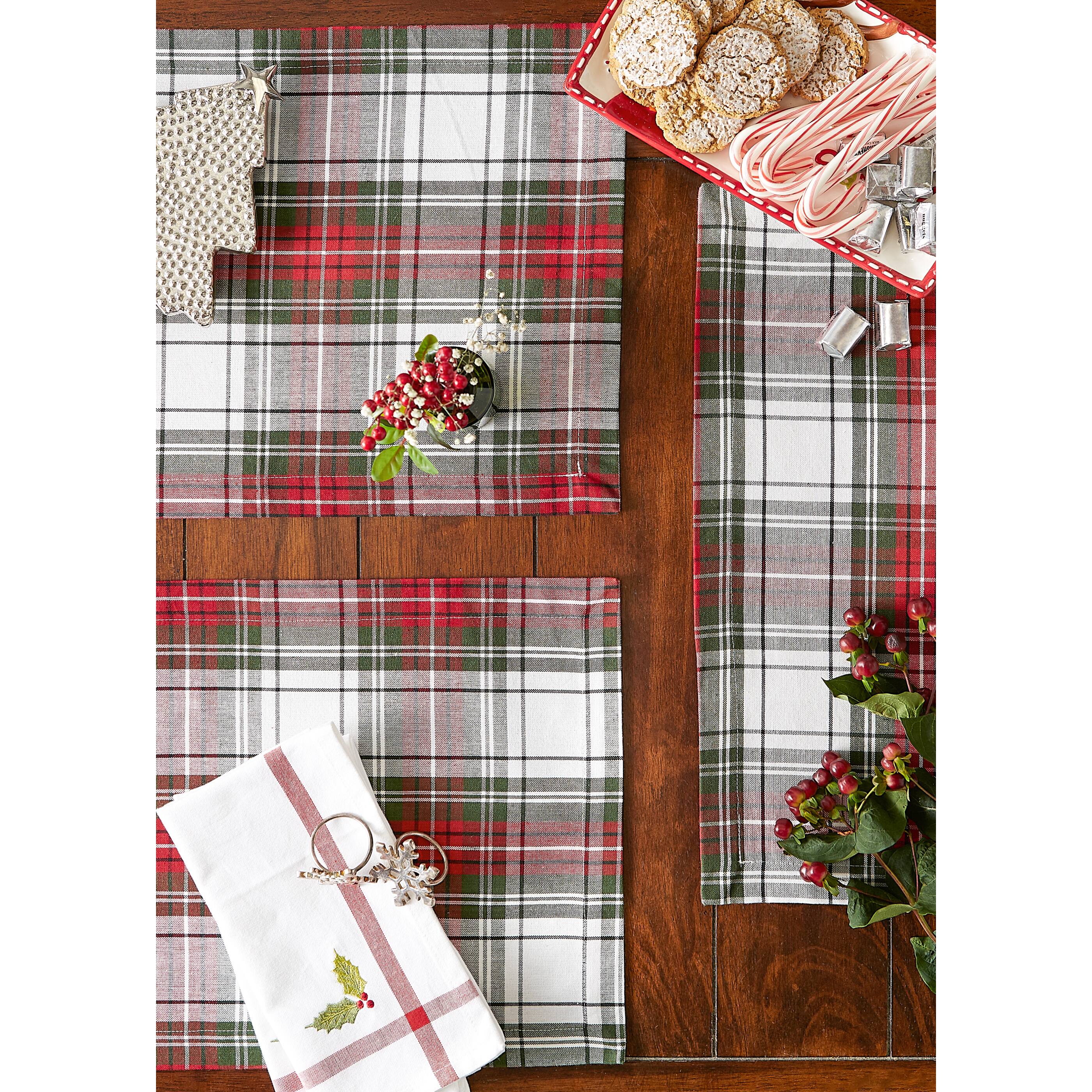 DII&#xAE; Christmas Plaid Placemats, 6ct.