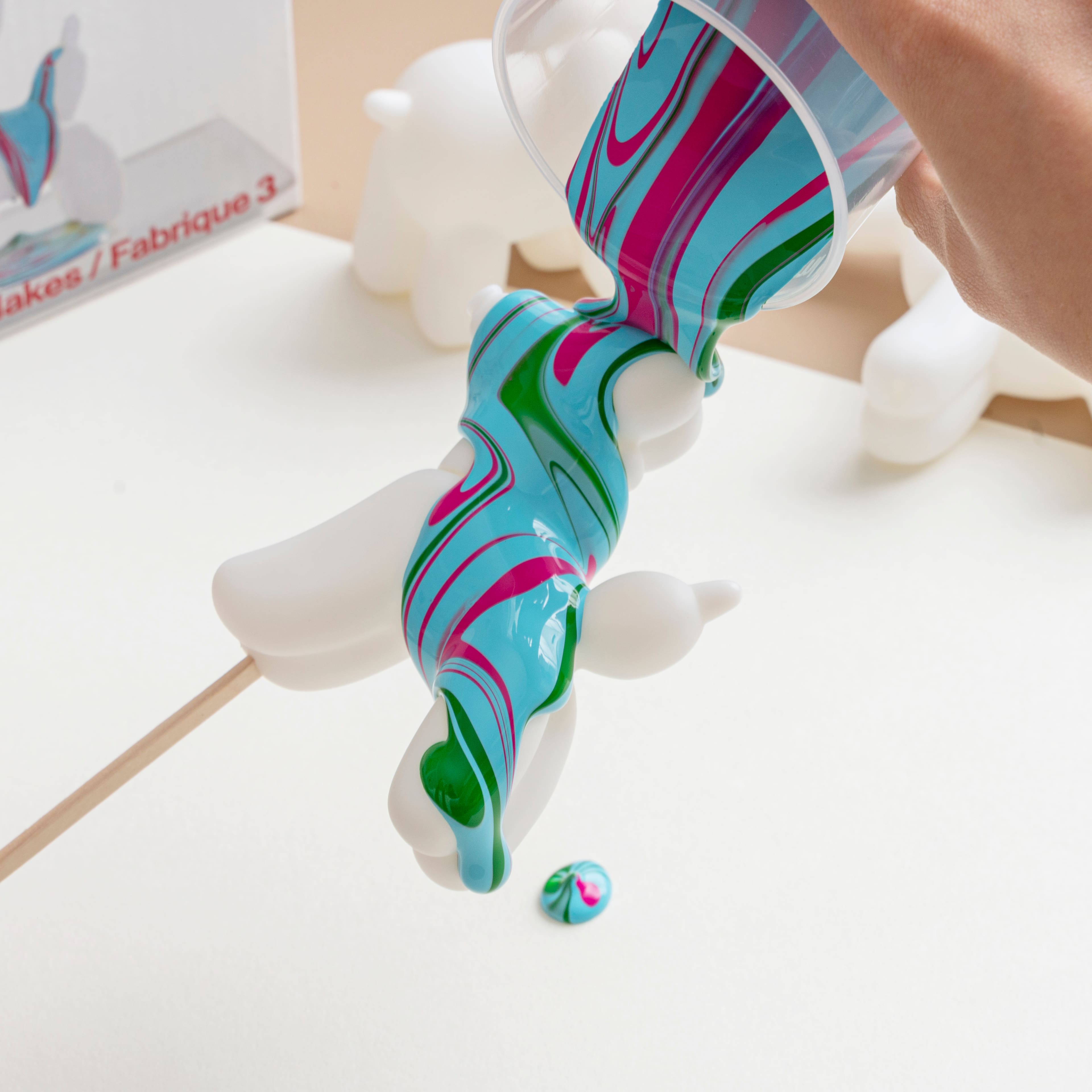 Balloon Animals Paint Pour Kit by Craft Smart&#xAE;