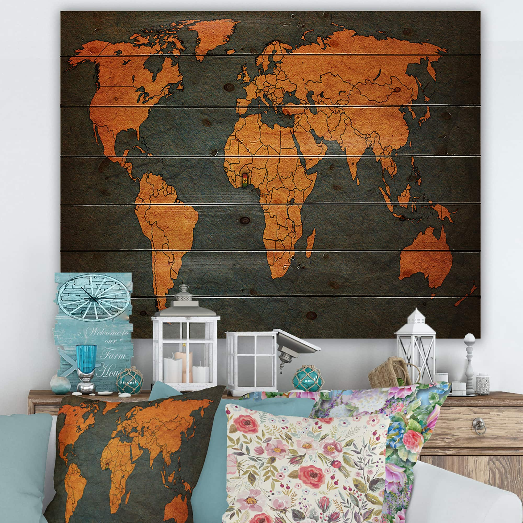 Designart - Ancient Map of The World Africa - Vintage Print on Natural Pine Wood