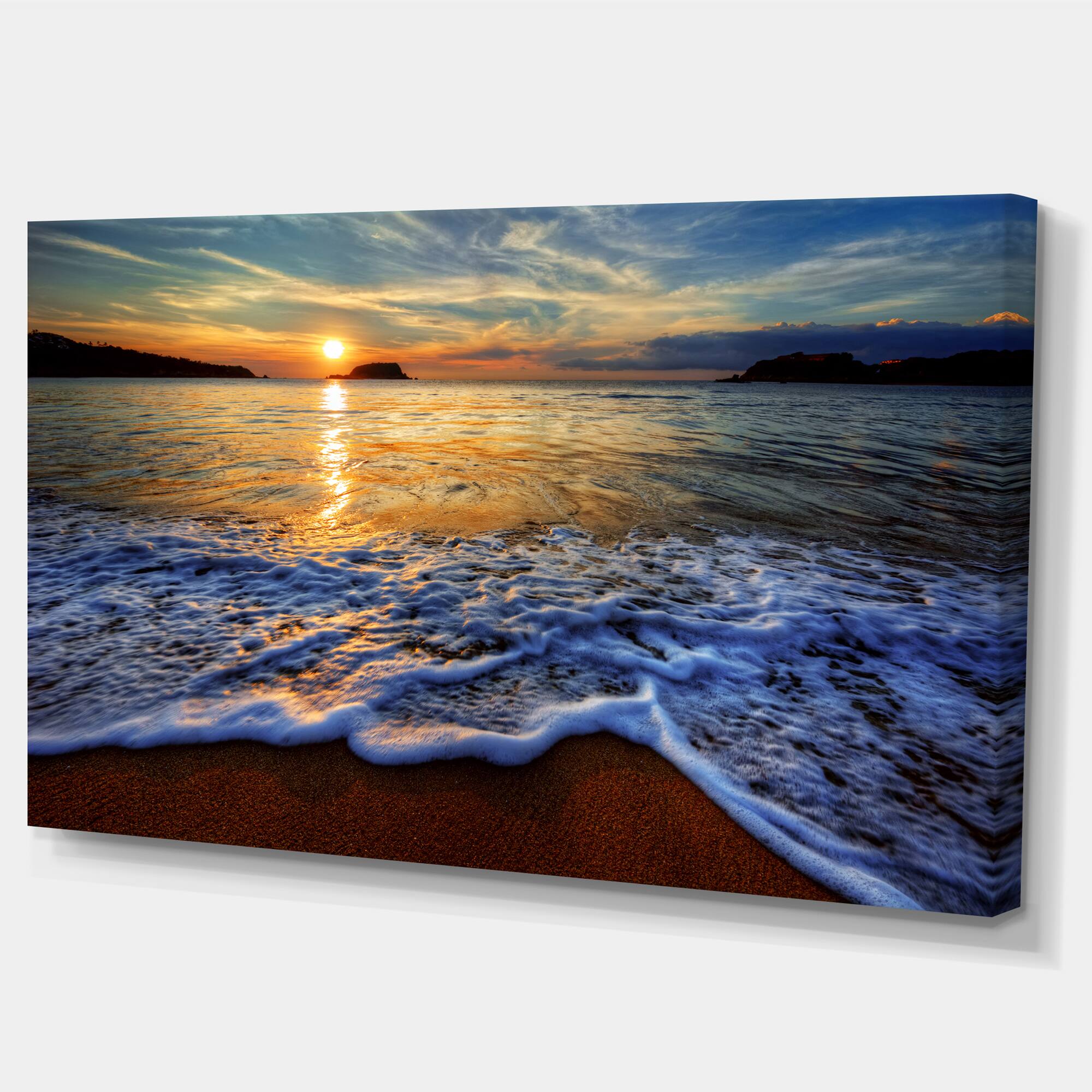 Designart - Peaceful Sandy Beach with Waves - Extra Large Canvas Art Print
