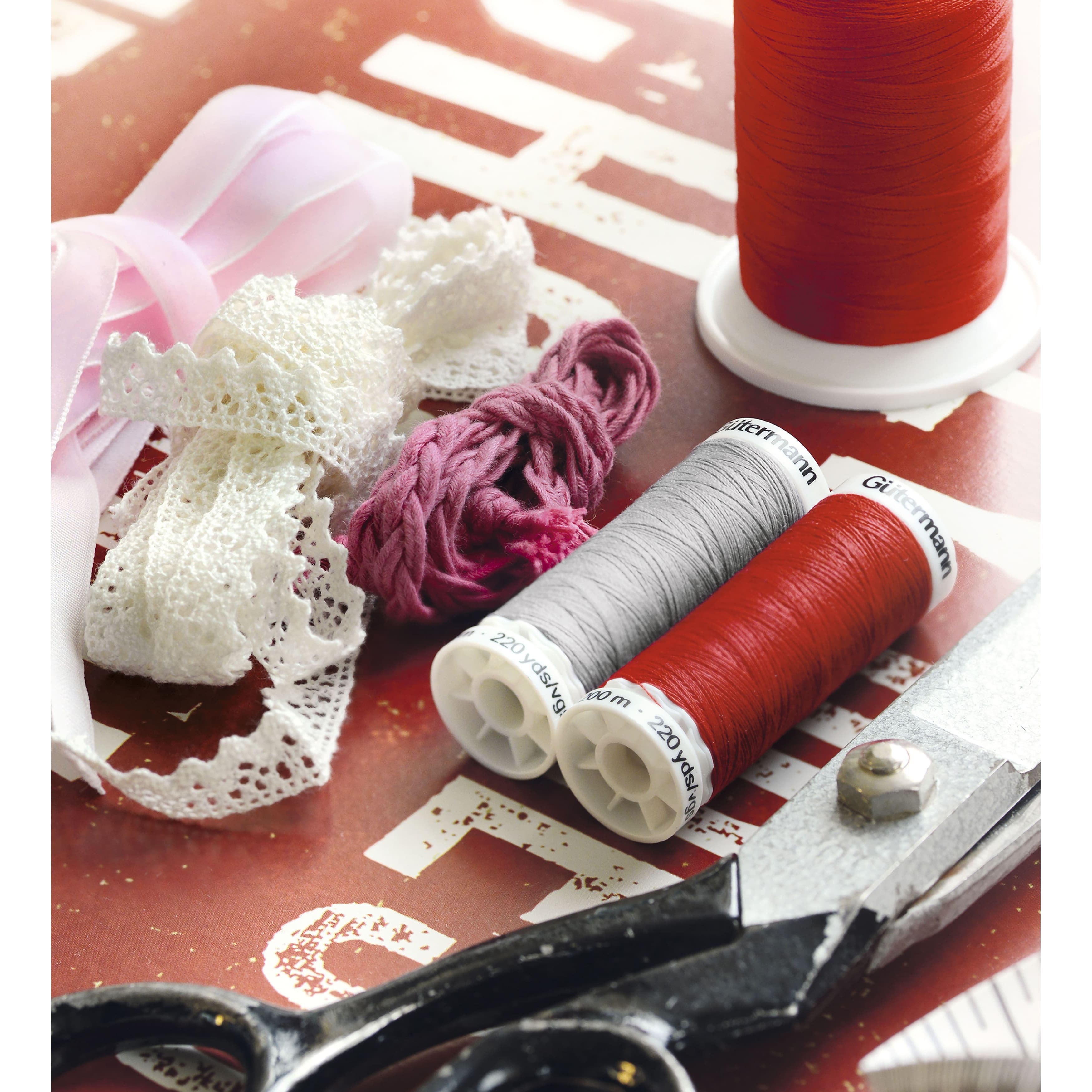 Gütermann Sew-All Basic 7 Spool Polyester Thread Set