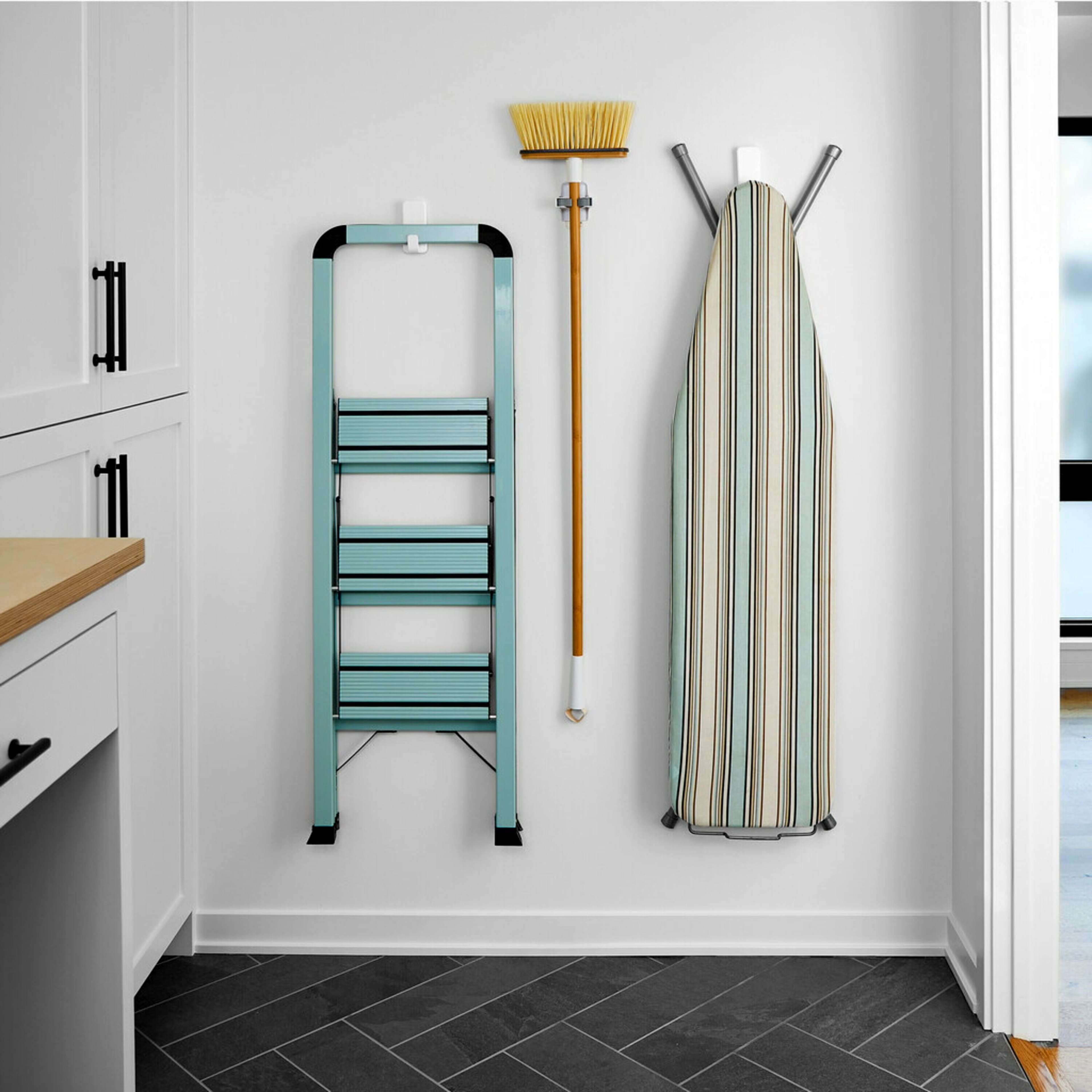 12 Packs: 2 ct. (24 total) 3M Command™ 10lb. X-Large Hooks