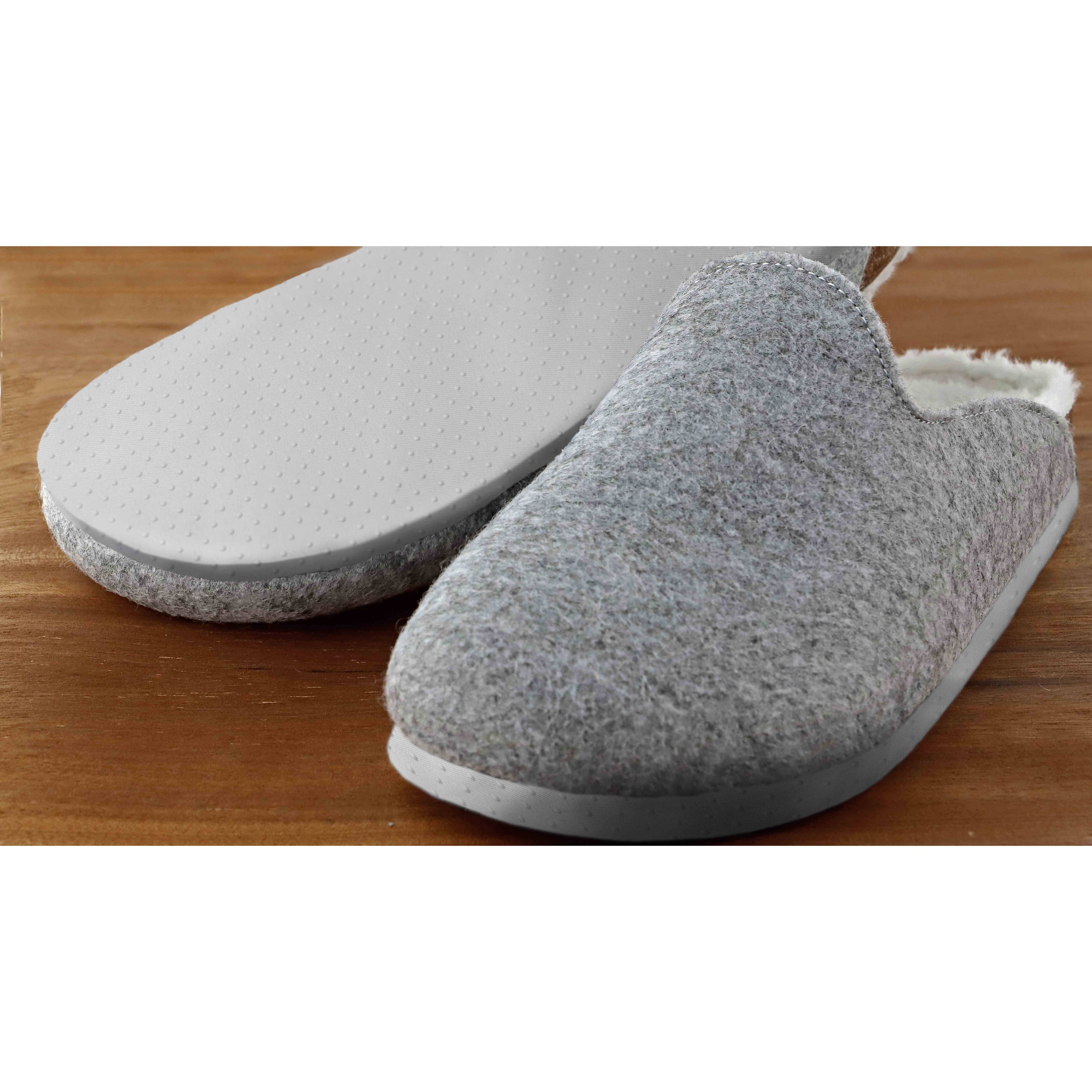 PA Essentials Dotted White No Slip Fabric Sheet, 28'' x 36''