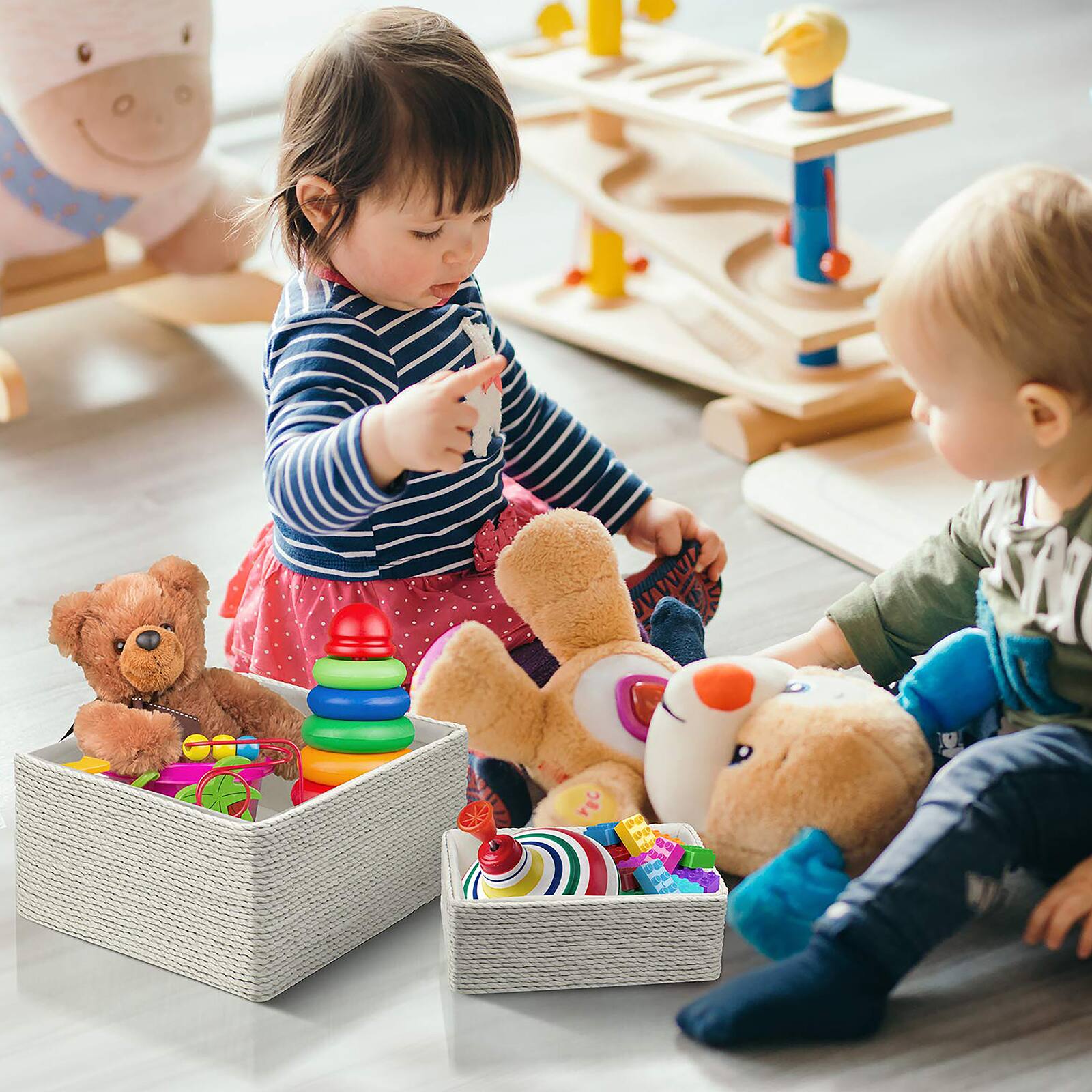 Sorbus 4-Piece Woven Rope Basket Set