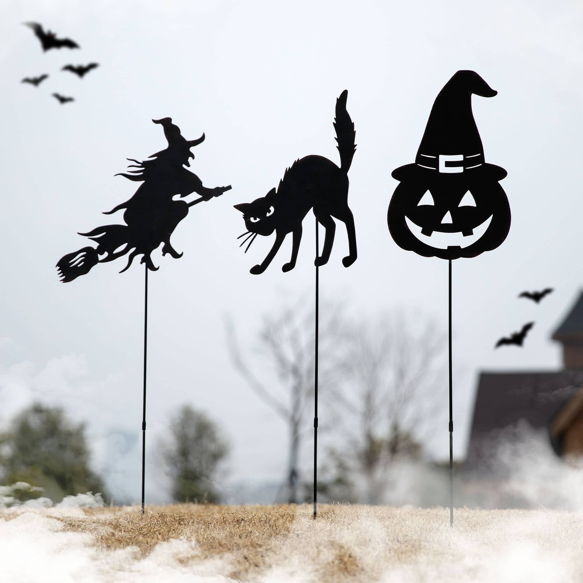 Glitzhome&#xAE; 36&#x22; Halloween Metal Silhouette Yard Stake Or Hanging D&#xE9;cor Set