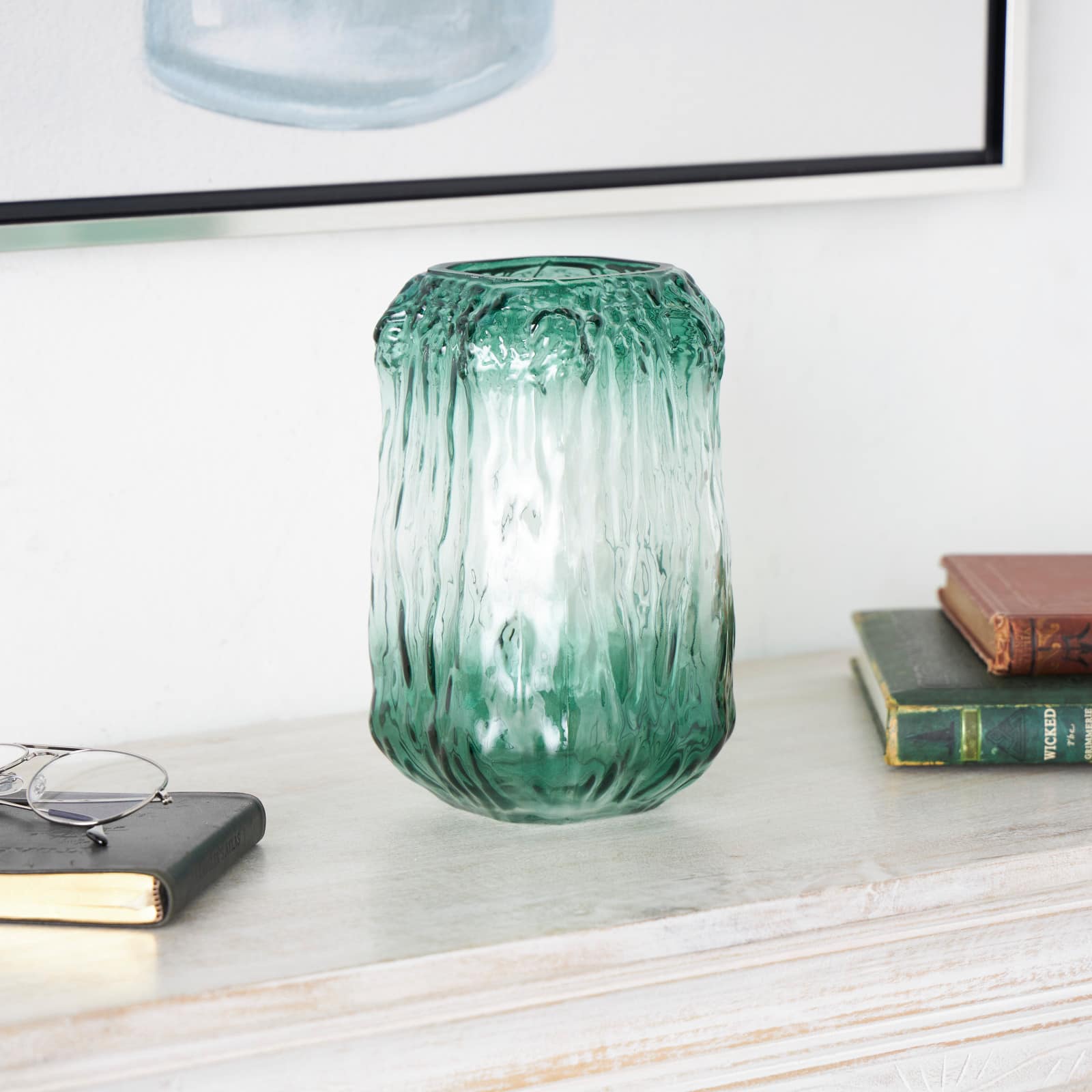 9&#x22; Green Glass Vase