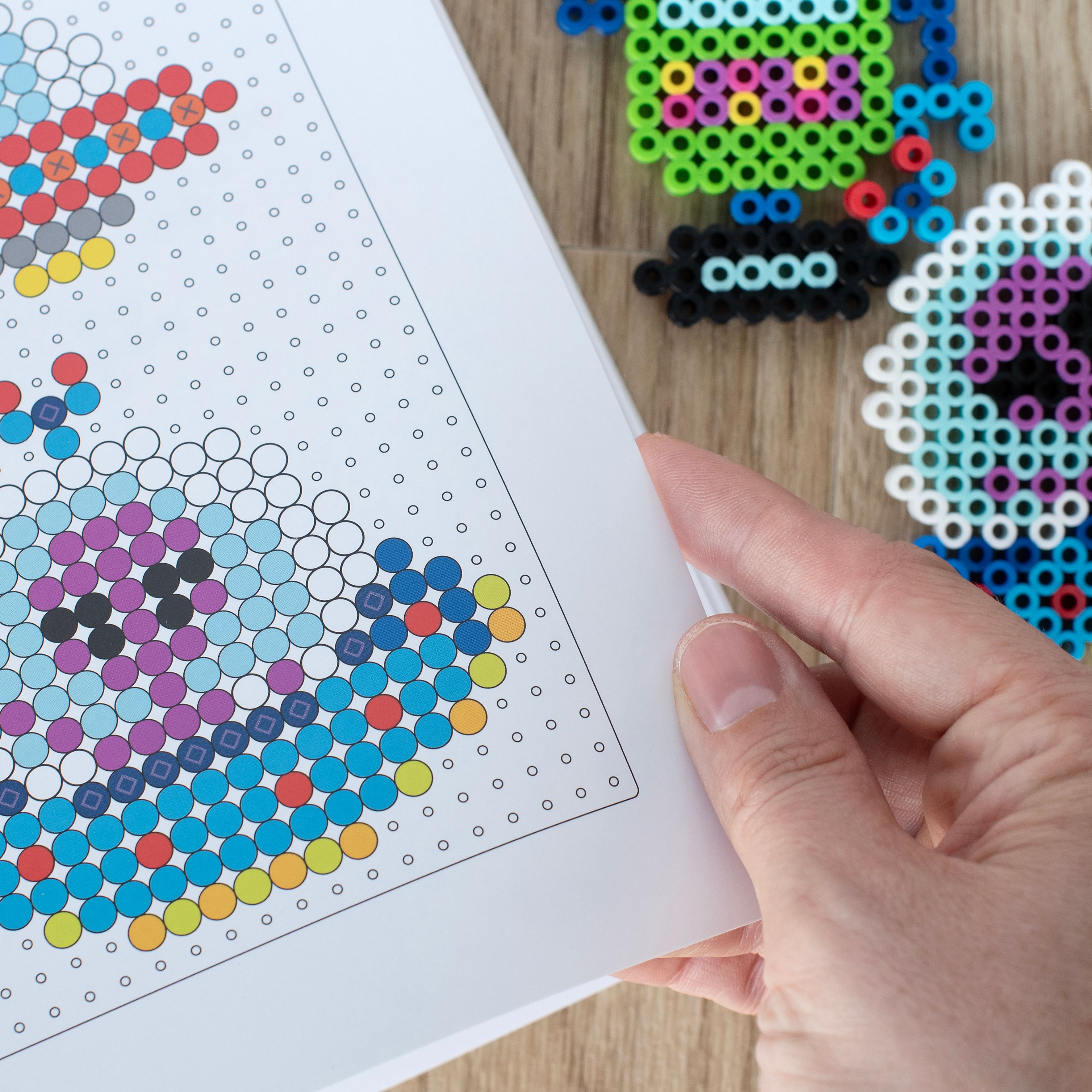 Perler&#x2122; Out of This World Pattern Pad