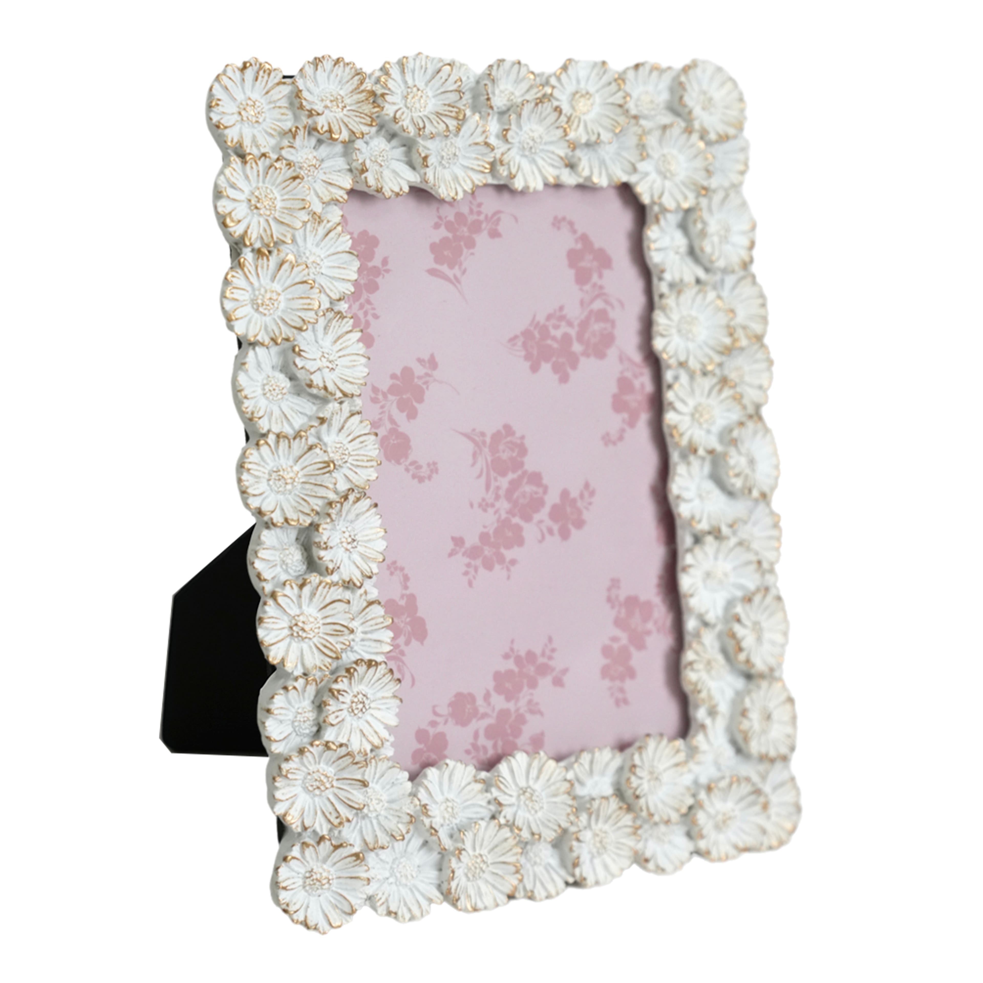 Just Jane 4&#x22; x 6&#x22; White &#x26; Gold Flower Frame by Studio D&#xE9;cor&#xAE;