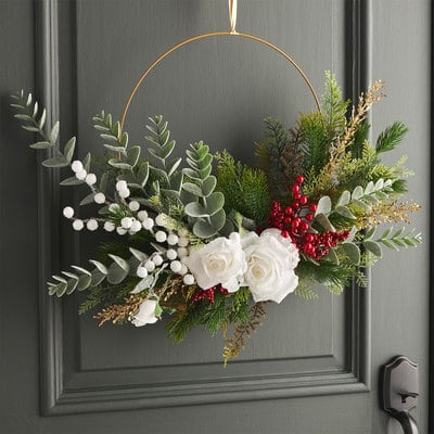 Classic Christmas Hoop Wreath