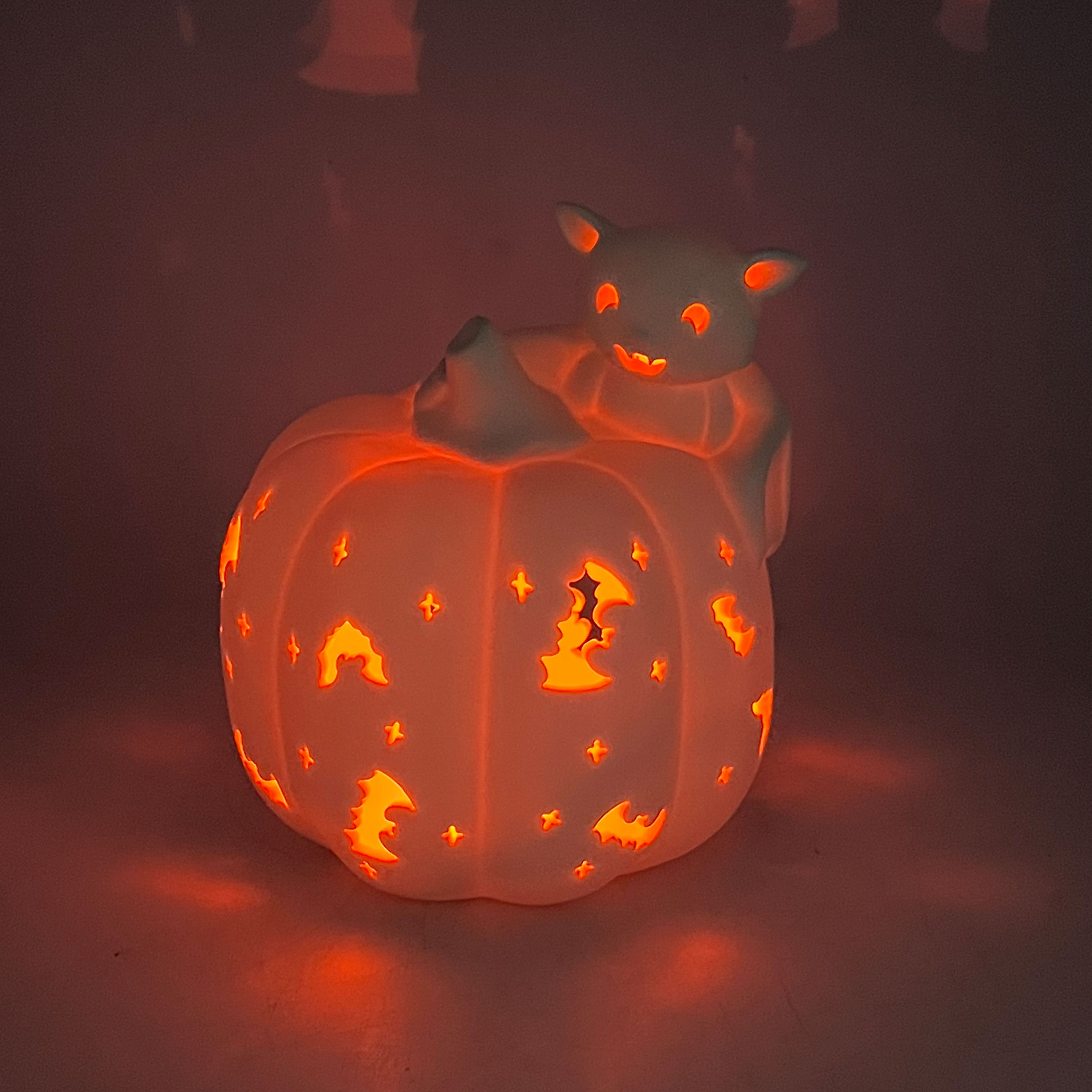 6.75&#x22; DIY Ceramic LED Pumpkin &#x26; Bat D&#xE9;cor by Make Market&#xAE;