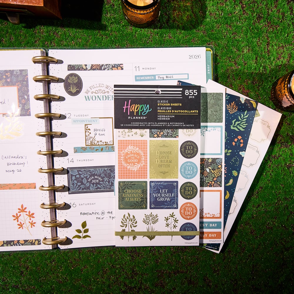 The Classic Happy Planner&#xAE; Herbarium Sticker Book