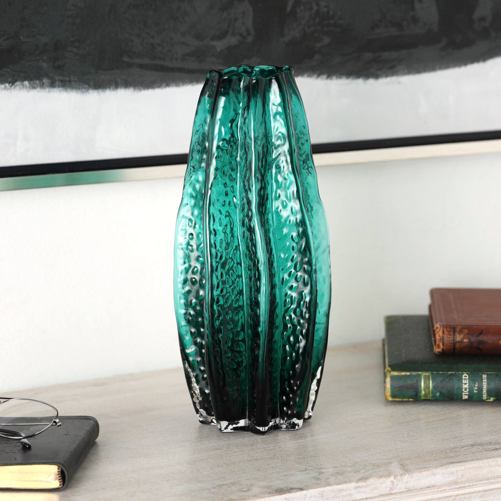12&#x22; Green Wavy Glass Vase