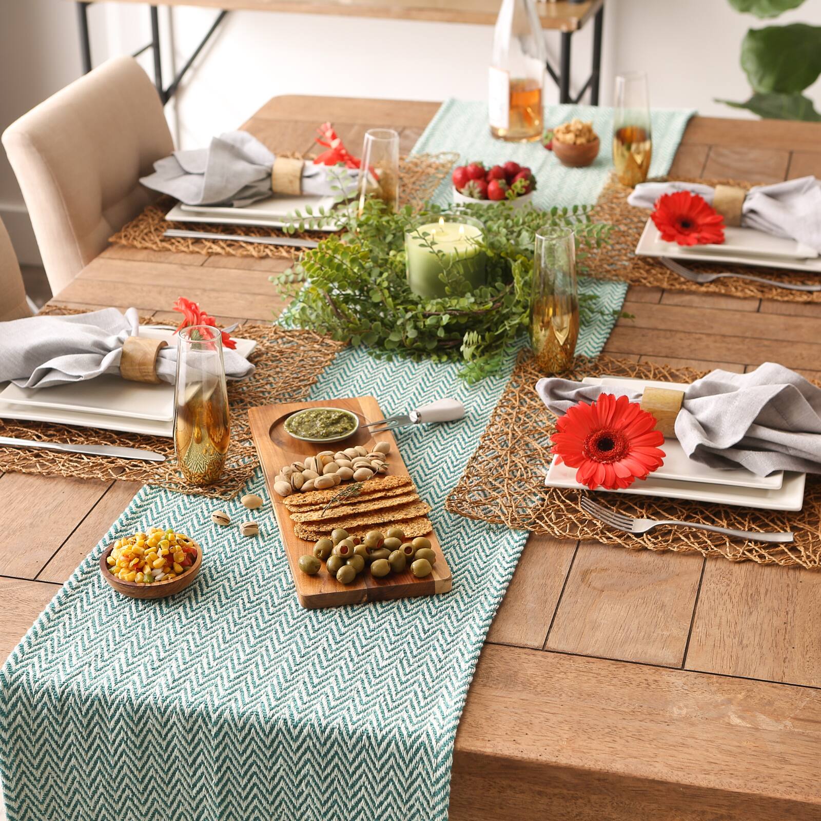 DII&#xAE; 108&#x22; Handloom Chevron Table Runner