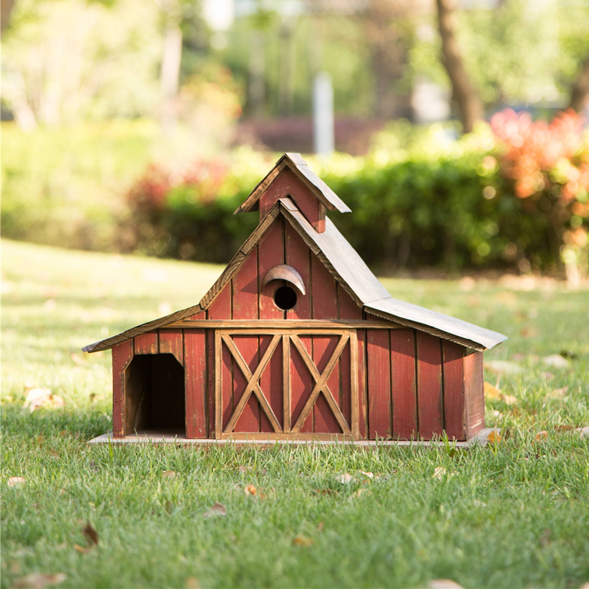 Glitzhome&#xAE; 20.67&#x22; Extra-Large Rustic Wood Barn Birdhouse