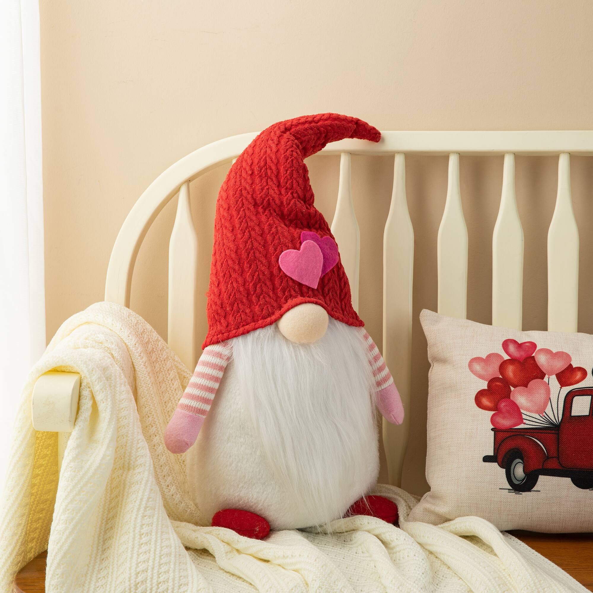 Glitzhome&#xAE; 25.5&#x22; Valentine&#x27;s Standing Fabric Gnome D&#xE9;cor