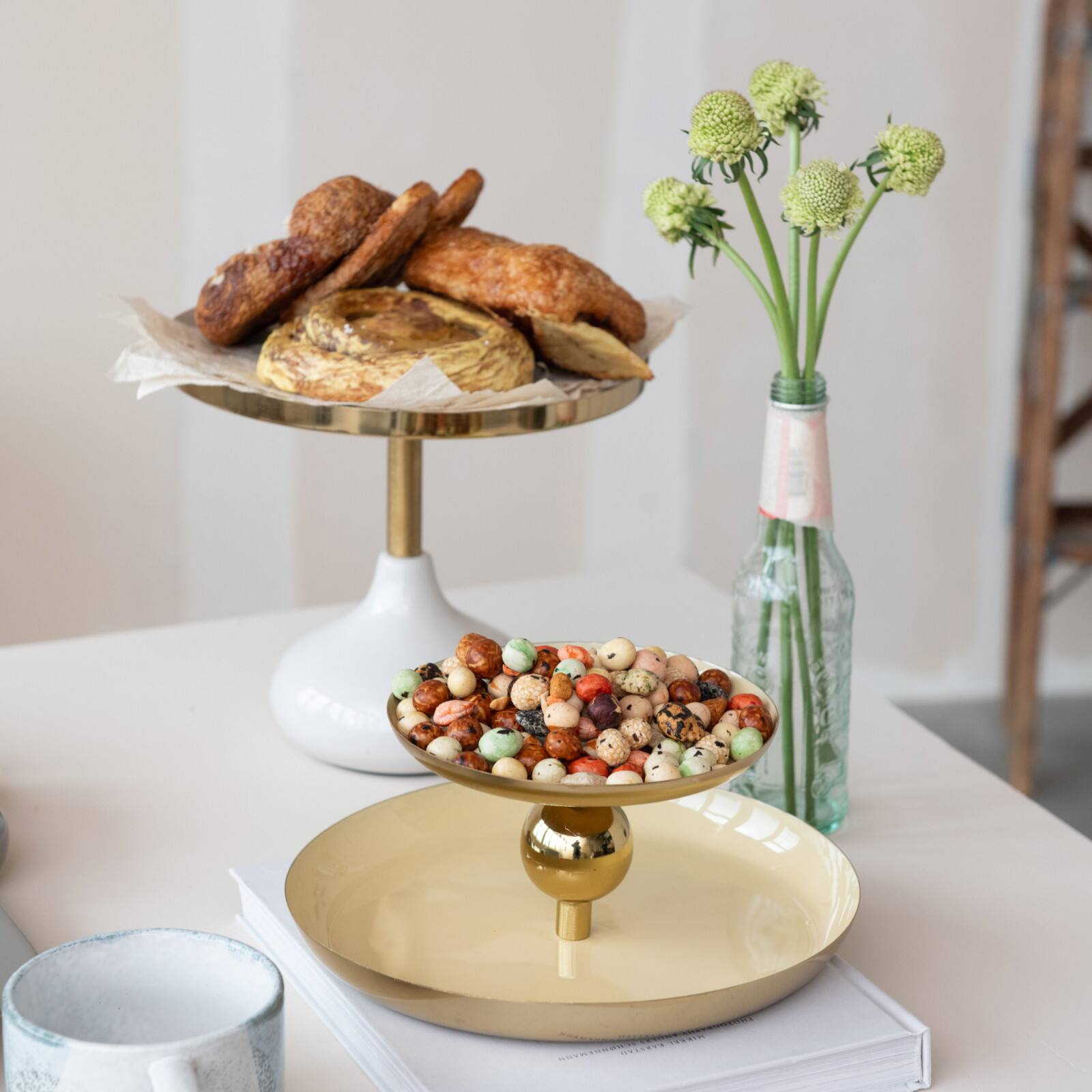 Hello Honey&#xAE; 10&#x22; Yellow &#x26; Gold Soleil Enameled Metal 2-Tier Tray