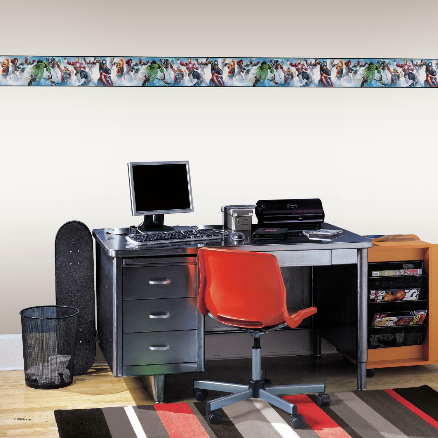 RoomMates Marvel Avengers Peel &#x26; Stick Border