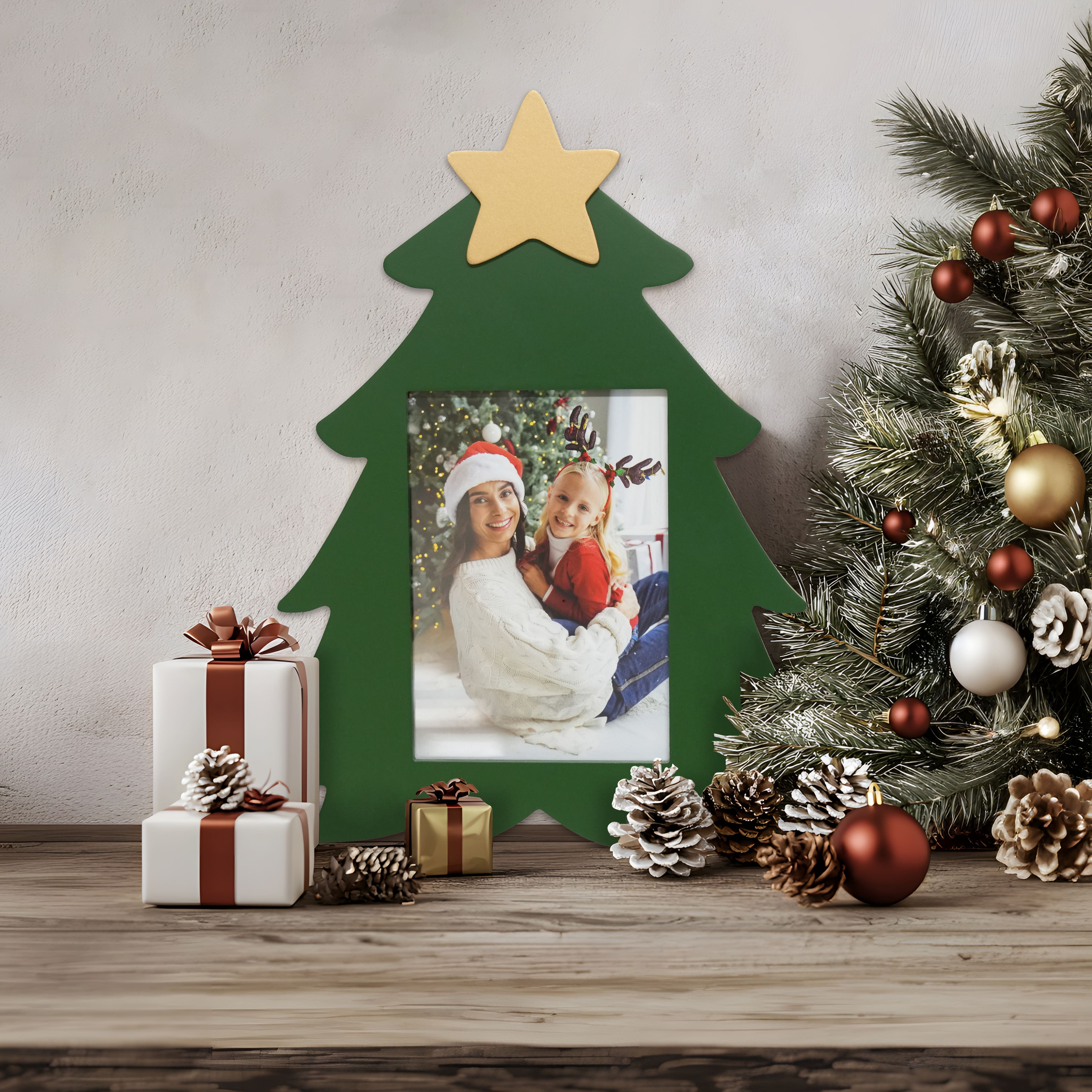 5&#x22; x 7&#x22; Christmas Tree Tabletop Frame by Studio D&#xE9;cor&#xAE;