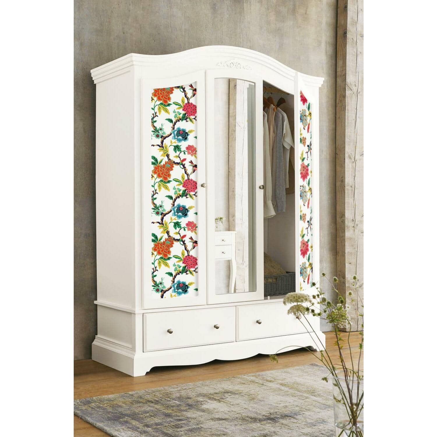 RoomMates Candid Moments Peel & Stick Wallpaper