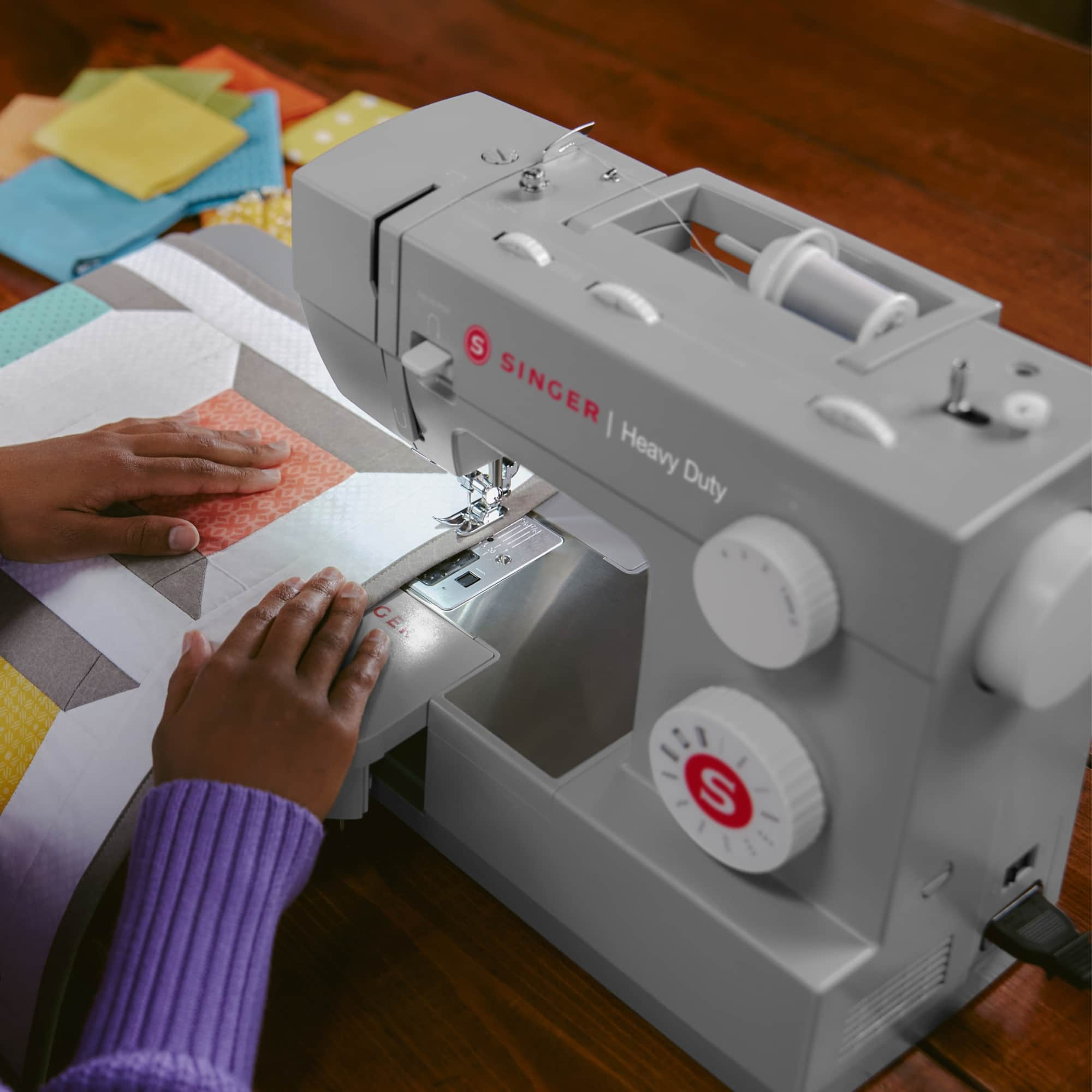 SINGER&#xAE; Heavy Duty 4411 Mechanical Sewing Machine