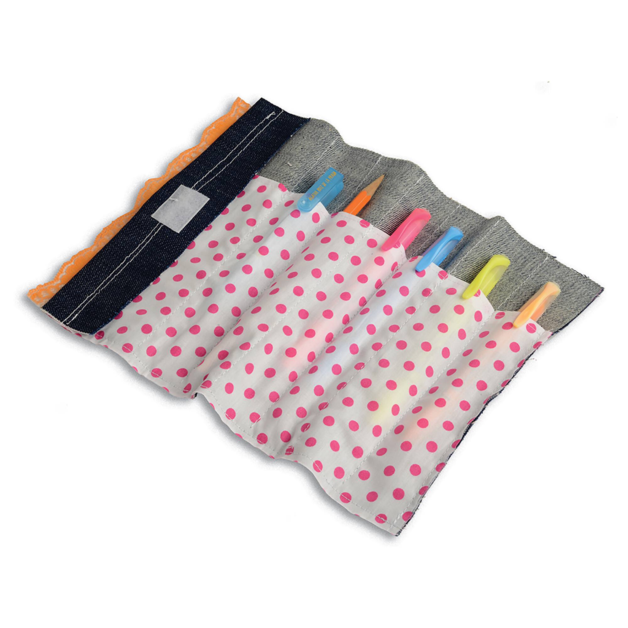 Amav Toys The Little Seamstress Sewing Machine