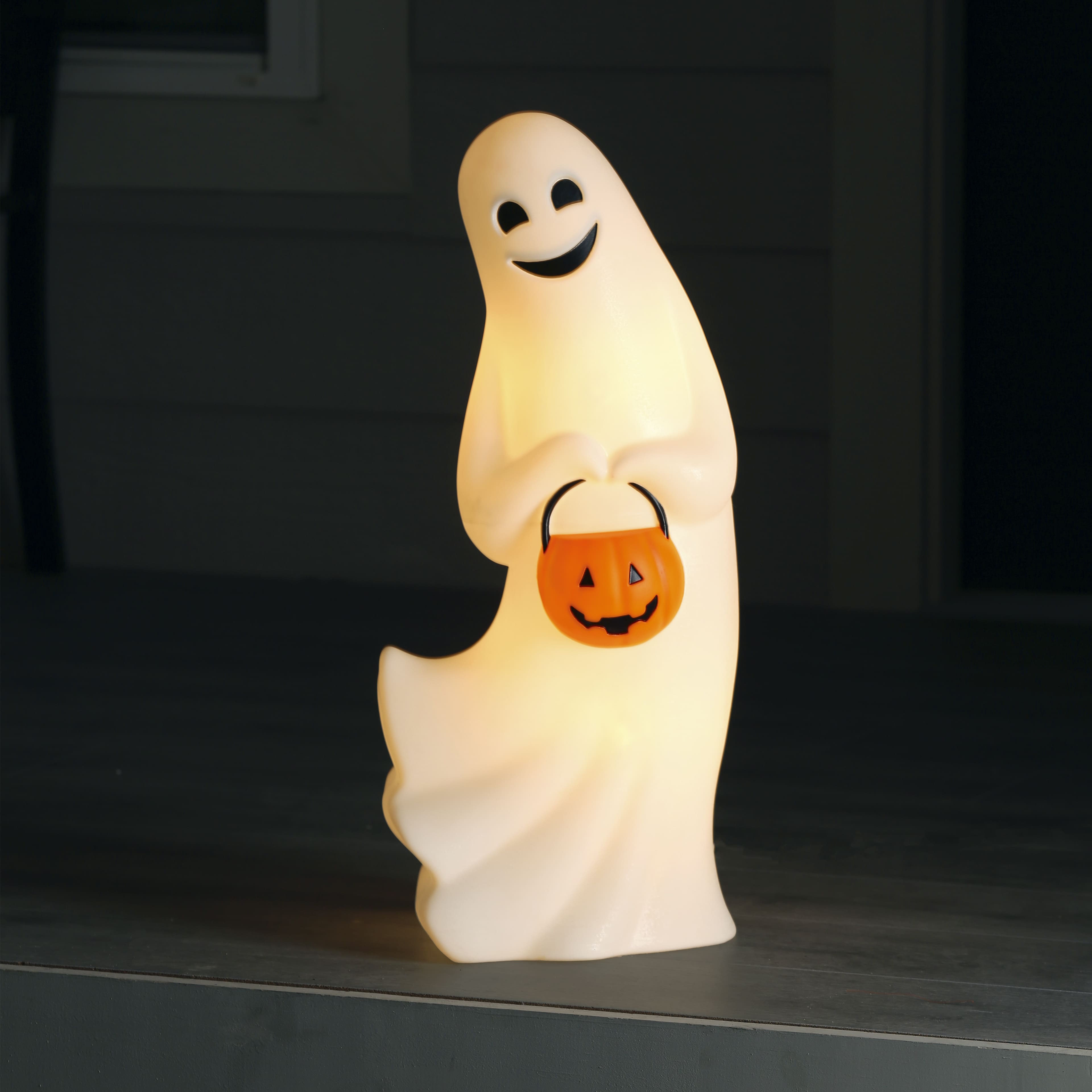 24&#x22; Light Up Ghost by Ashland&#xAE;