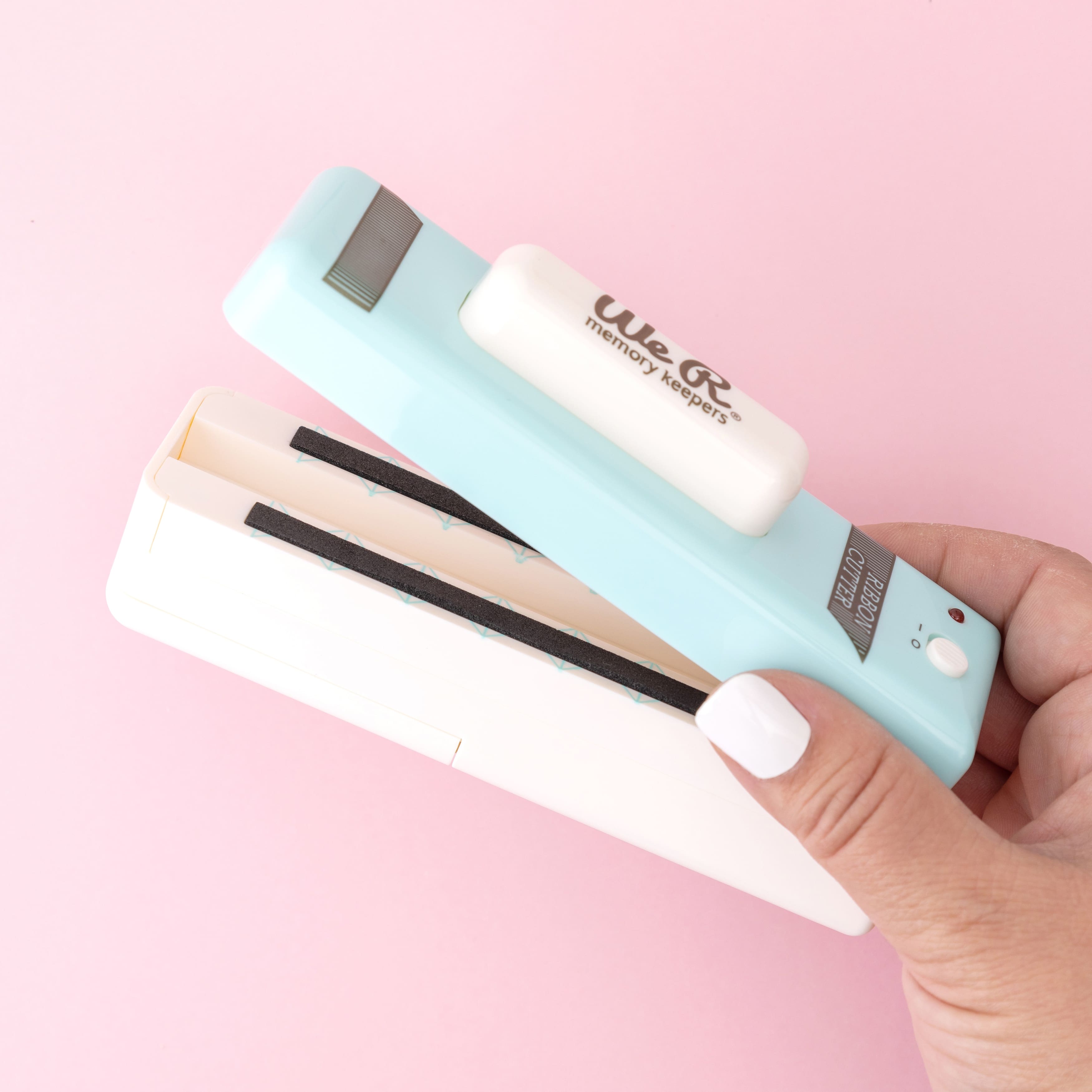 We R Memory Keepers&#xAE; Cordless Ribbon Cutter &#x26; Sealer