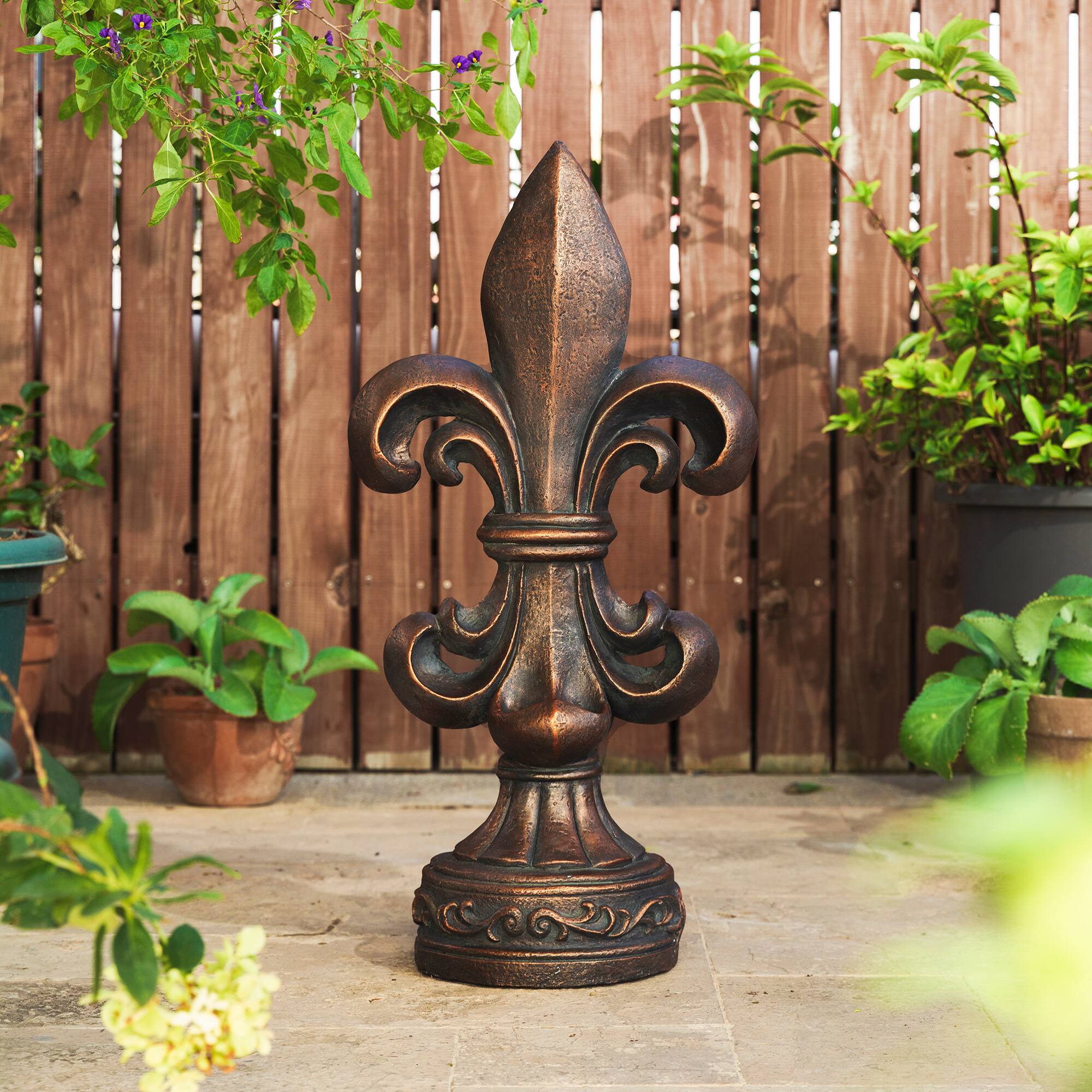 Glitzhome&#xAE; 27&#x22; Standing Fleur-de-Lis Garden Statue